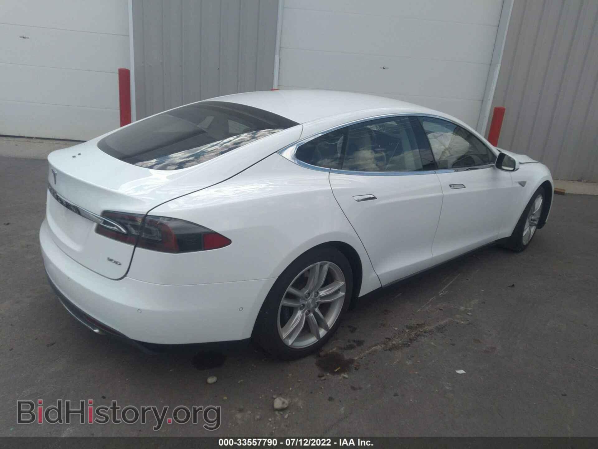 2016 TESLA MODEL S - VIN: 5YJSA1E20GF120611 - Фото 4