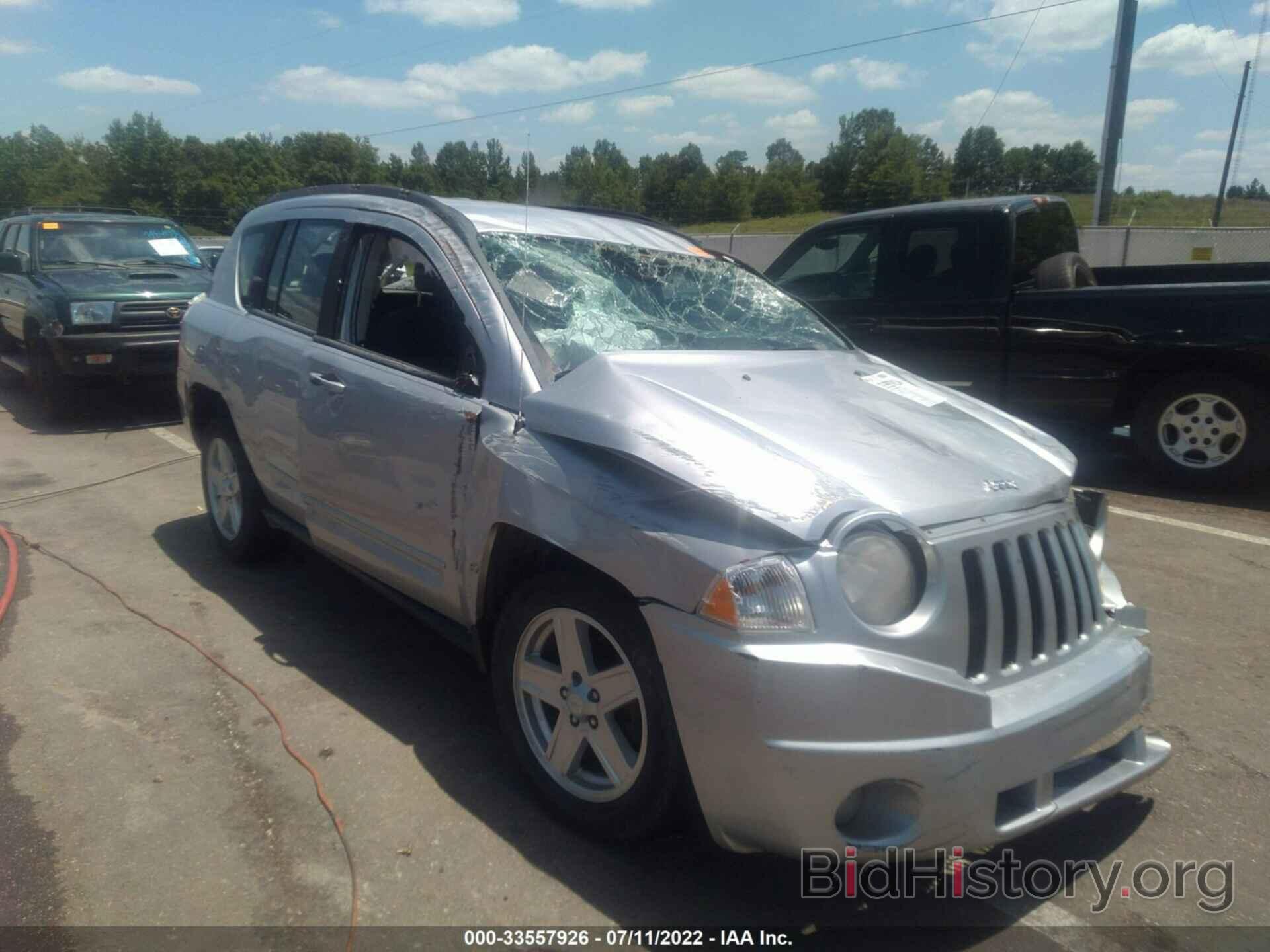 Photo 1J4NT4FB2AD631799 - JEEP COMPASS 2010