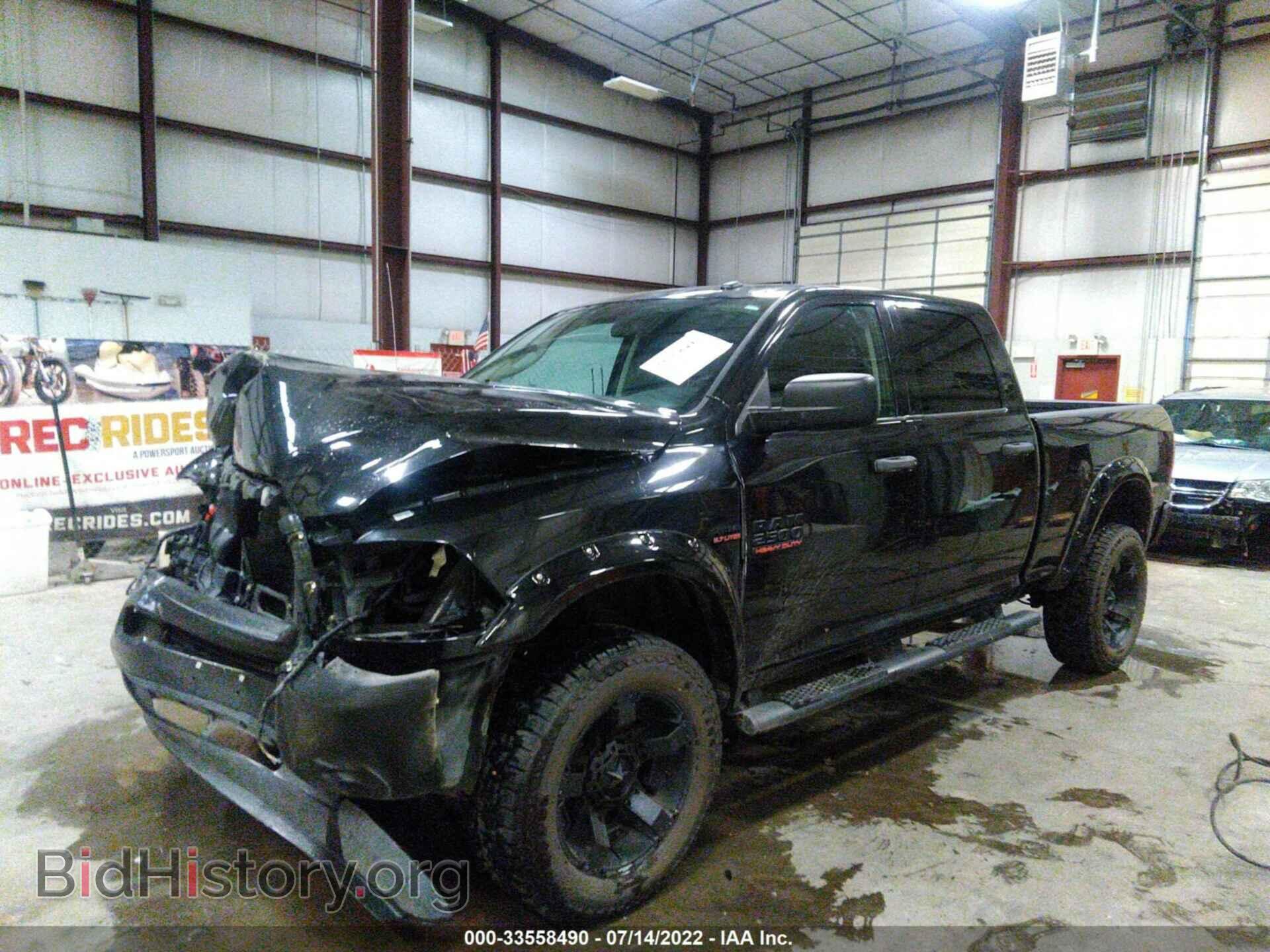 2015 RAM 2500 - VIN: 3C6TR5CT0FG608392 - Фото 2