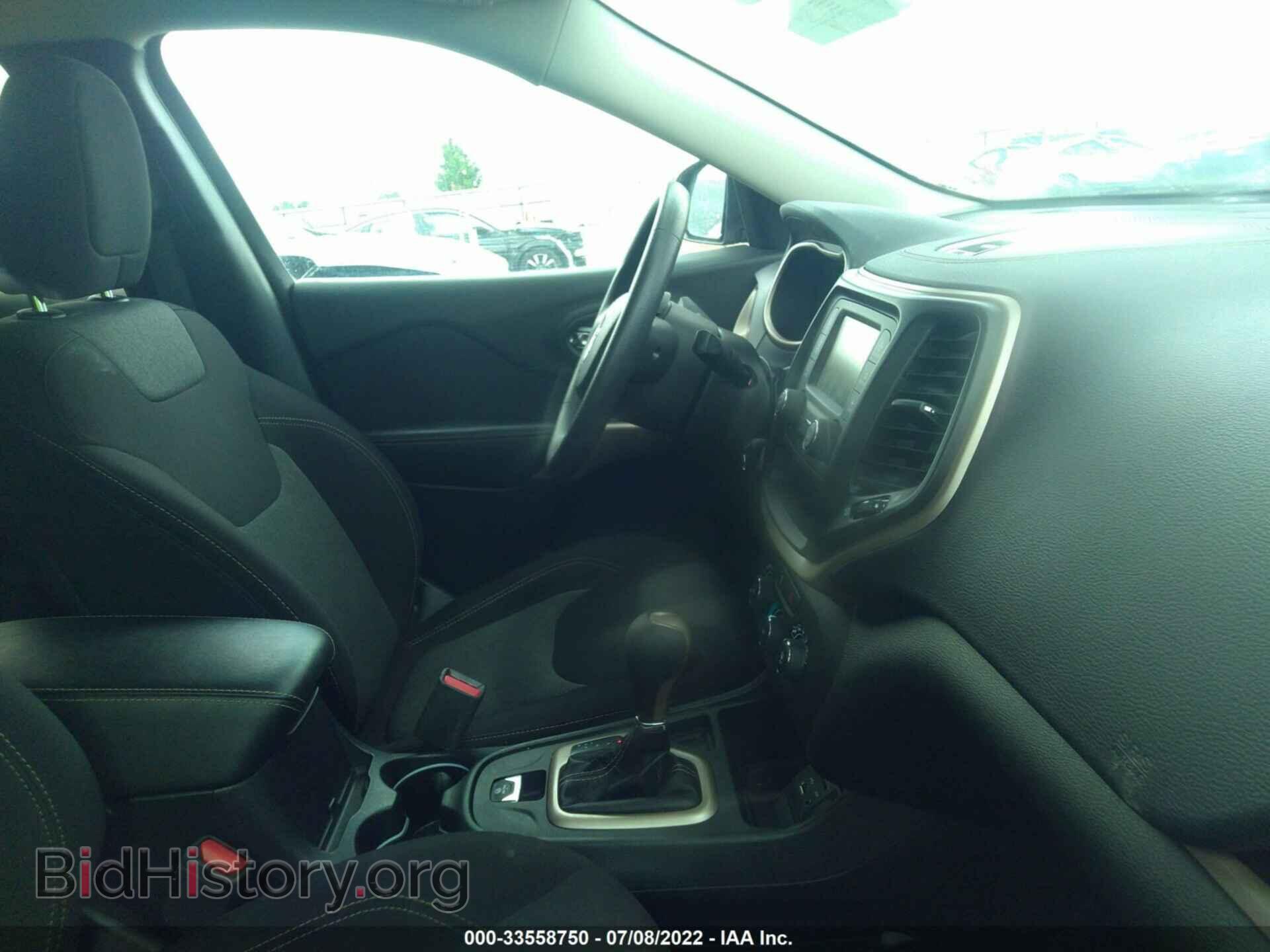 2018 JEEP CHEROKEE - VIN: 1C4PJLCB4JD612092 - Фото 5