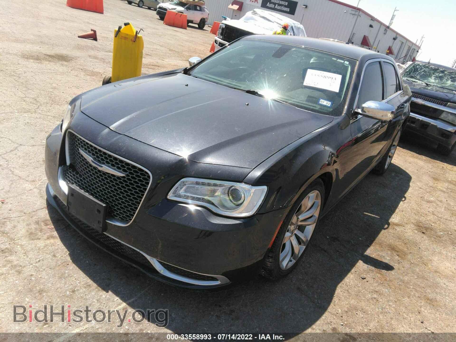 2017 CHRYSLER 300 - VIN: 2C3CCAAG6HH668175 - Фото 2