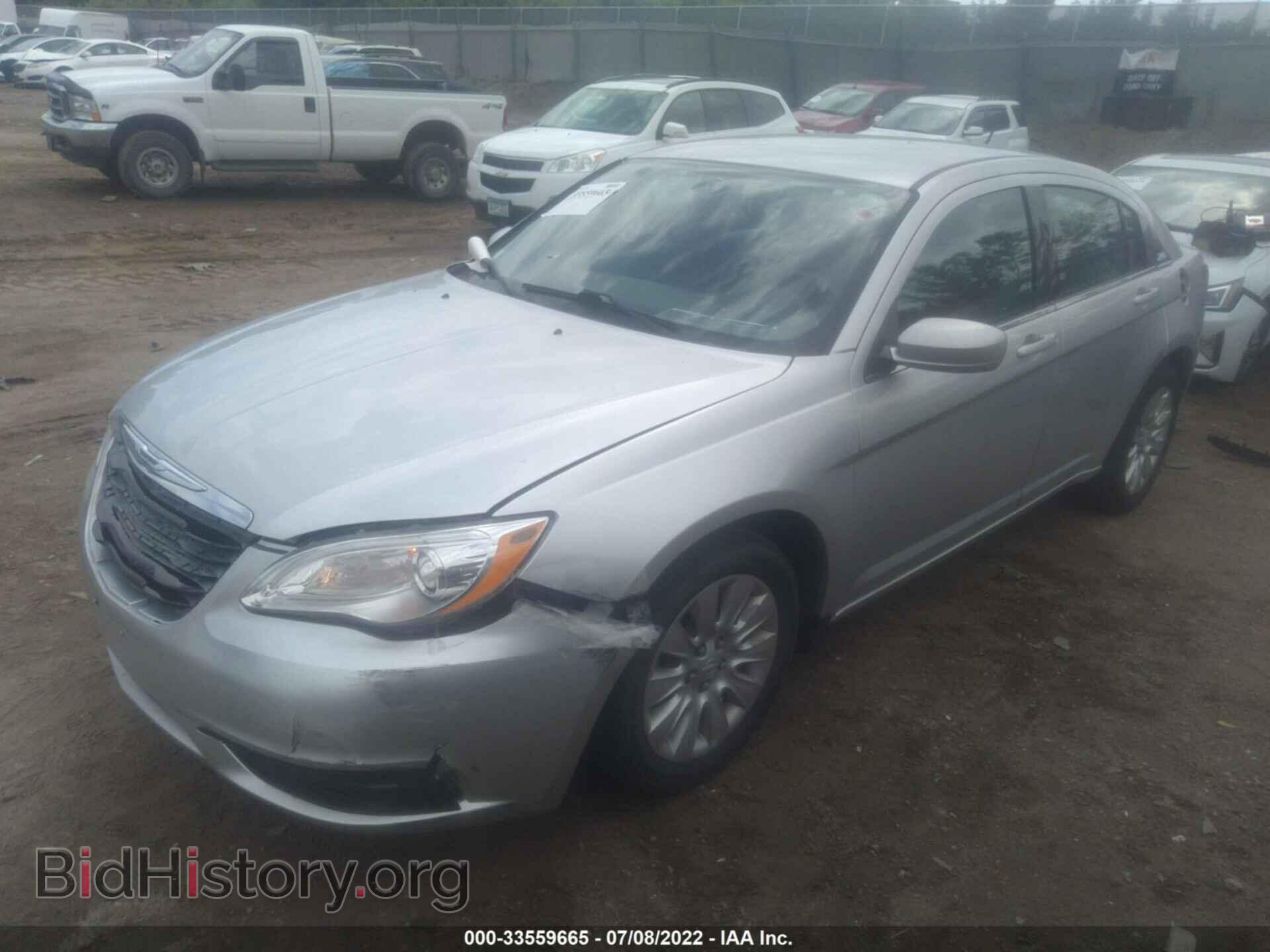 2012 CHRYSLER 200 - VIN: 1C3CCBAB4CN236064 - Photo 2