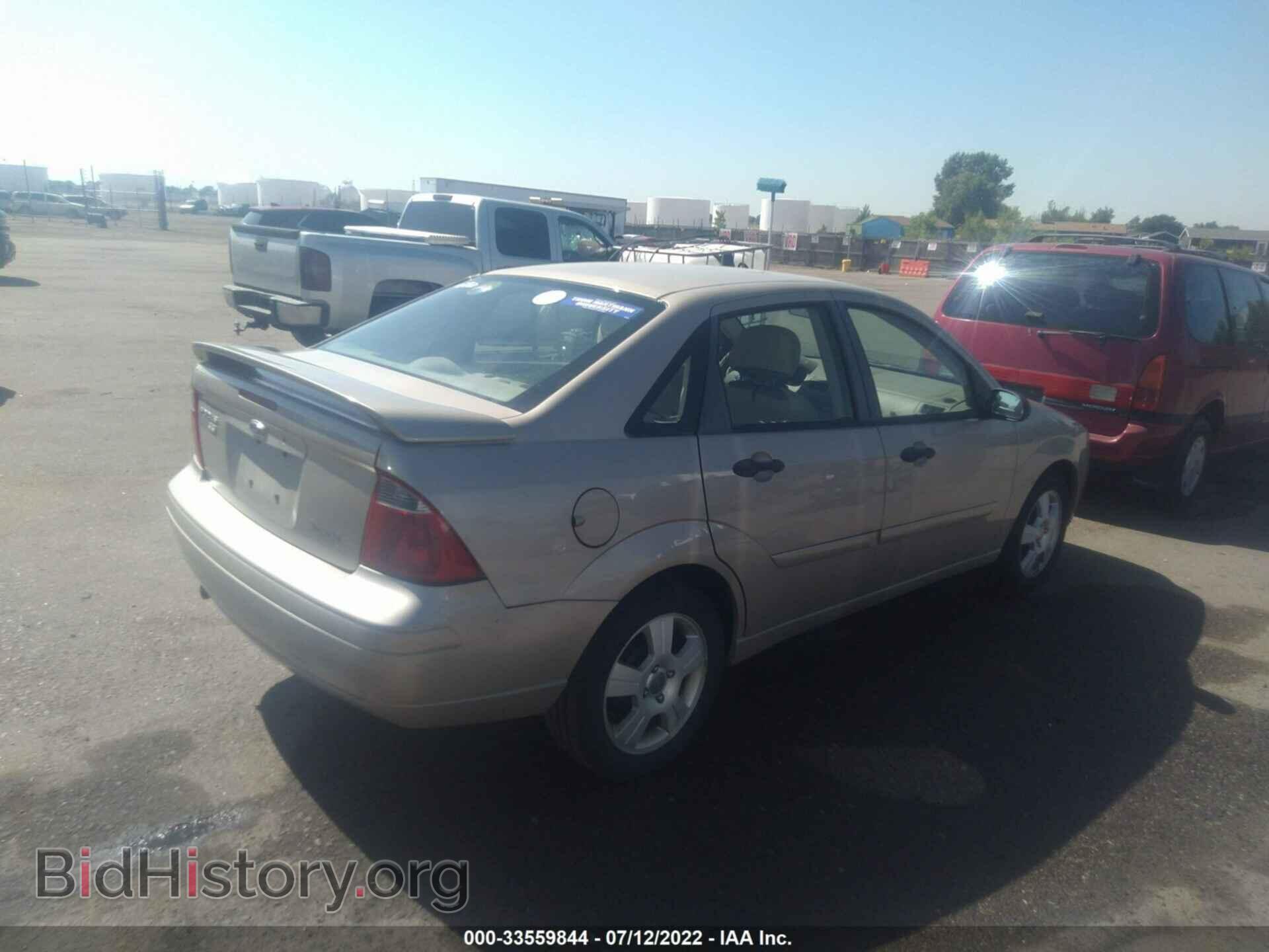 2007 FORD FOCUS - VIN: 1FAHP34N07W188246 - Фото 4