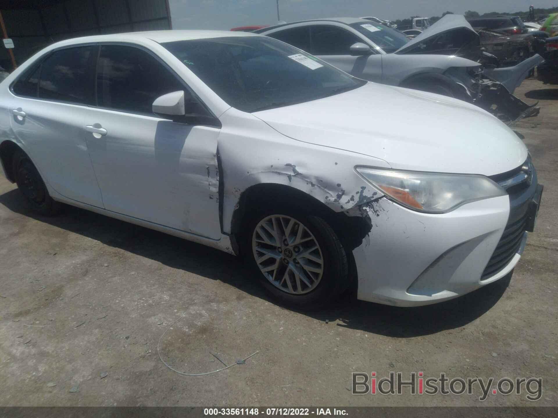 Photo 4T4BF1FK5GR545198 - TOYOTA CAMRY 2016