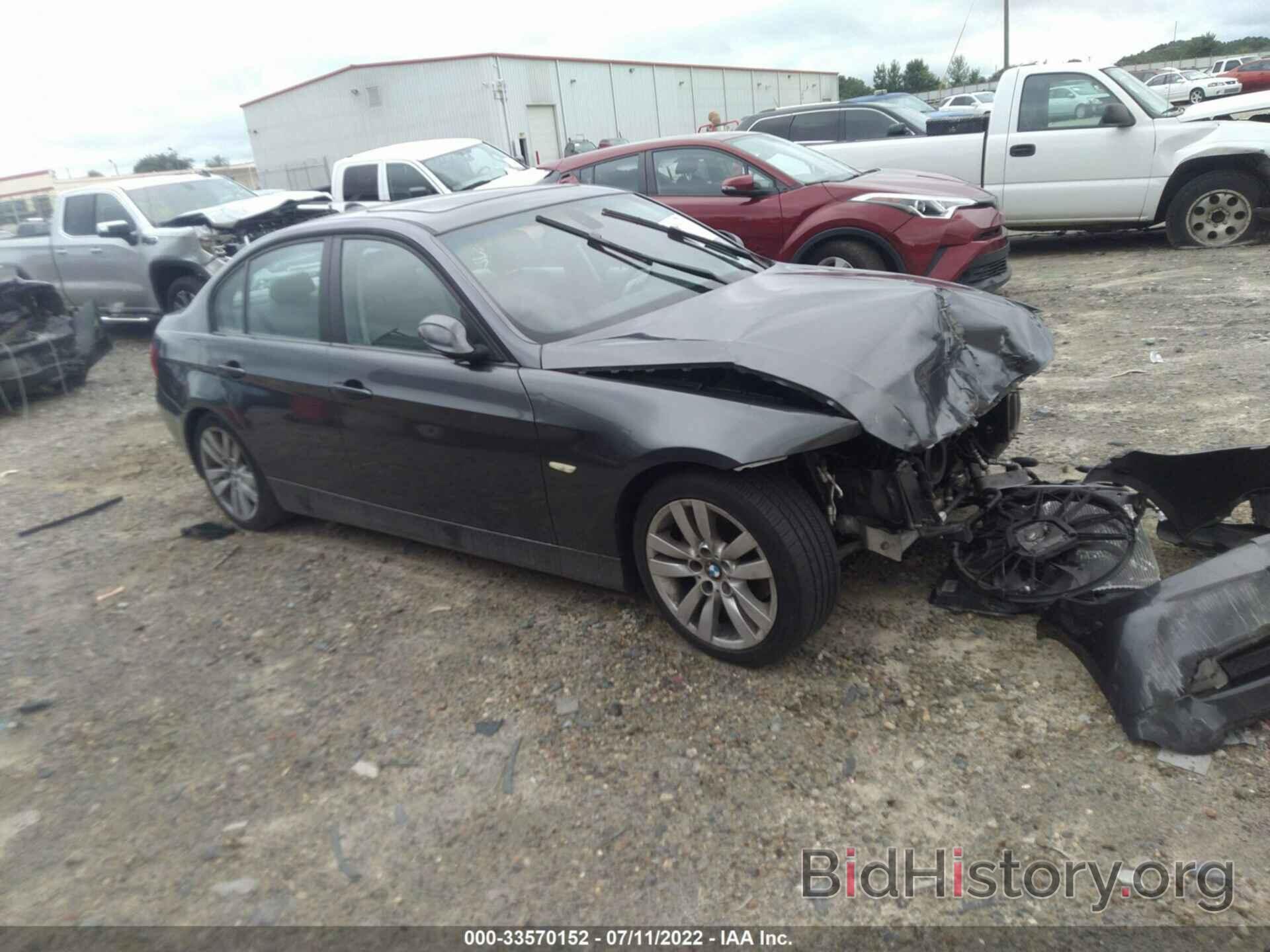 Photo WBAVA37537NE25294 - BMW 3 SERIES 2007