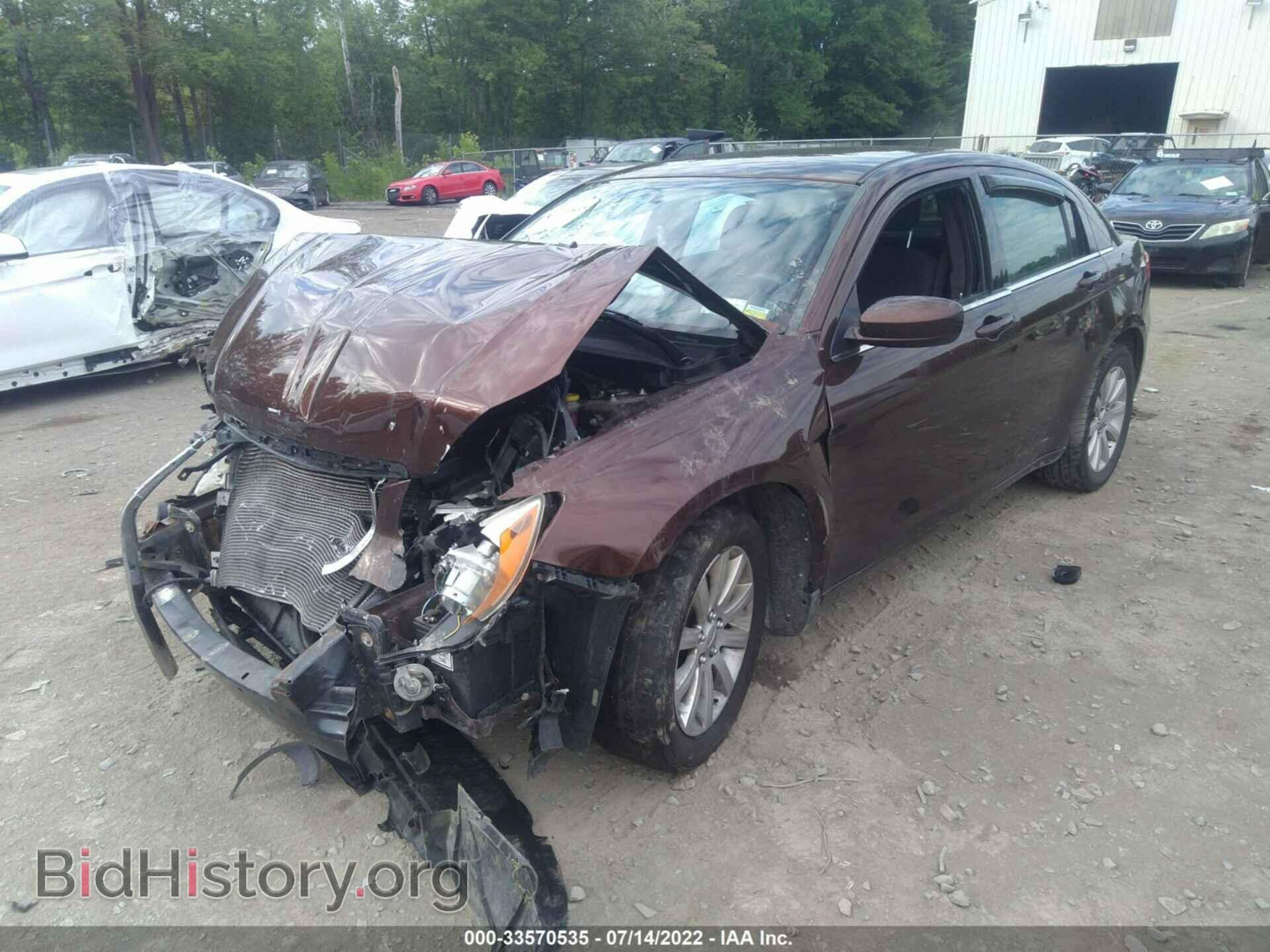 2012 CHRYSLER 200 - VIN: 1C3CCBBB9CN210347 - Фото 2