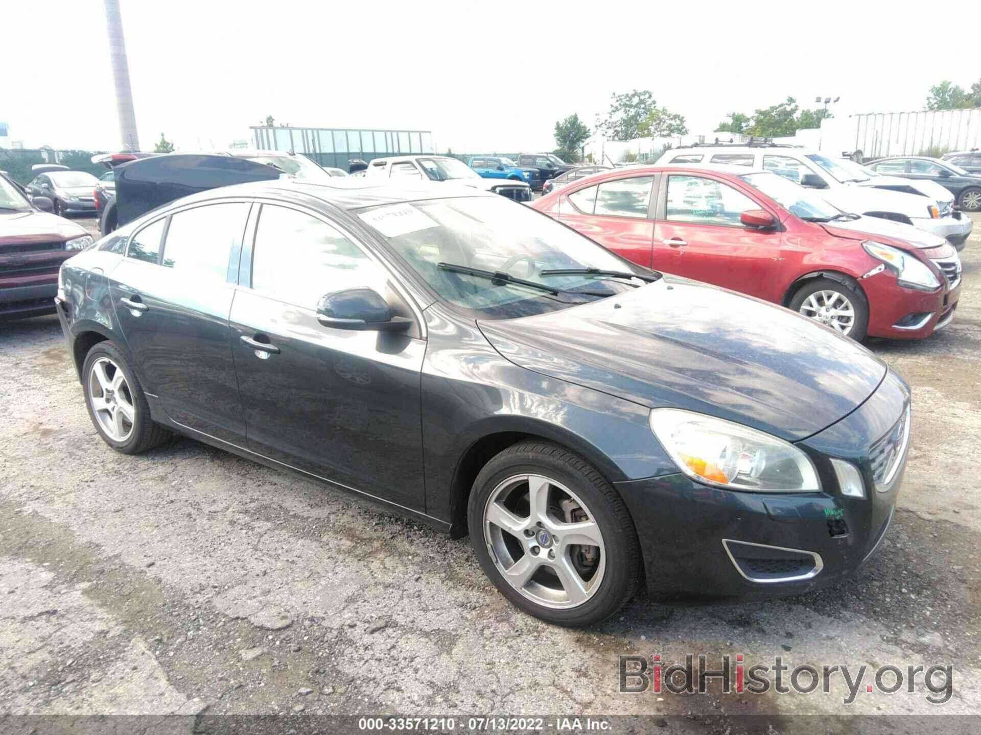 Photo YV1612FSXD2206121 - VOLVO S60 2013