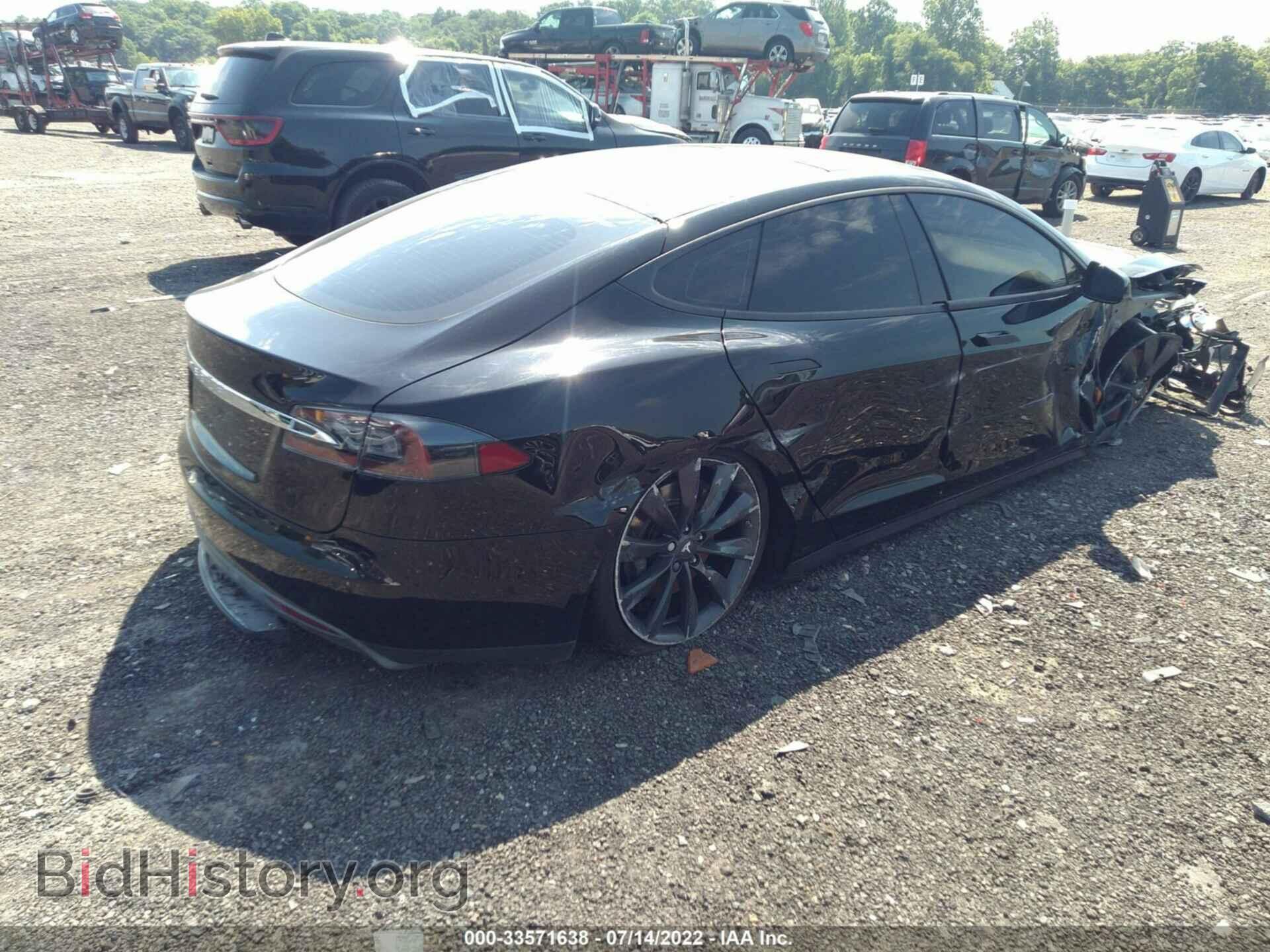 2014 TESLA MODEL S - VIN: 5YJSA1H11EFP39458 - Фото 4