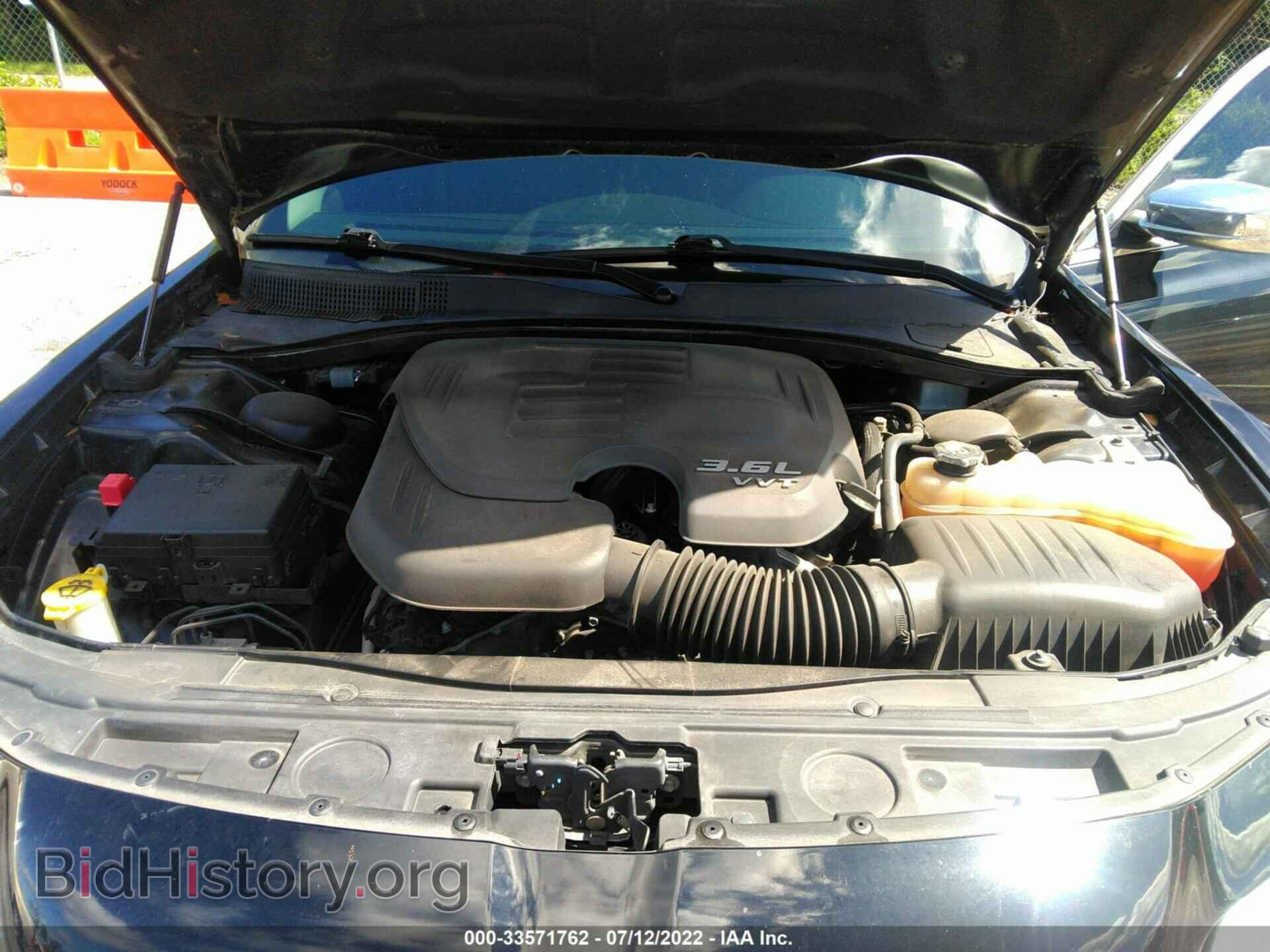 2017 CHRYSLER 300 - VIN: 2C3CCAEG9HH565004 - Фото 10