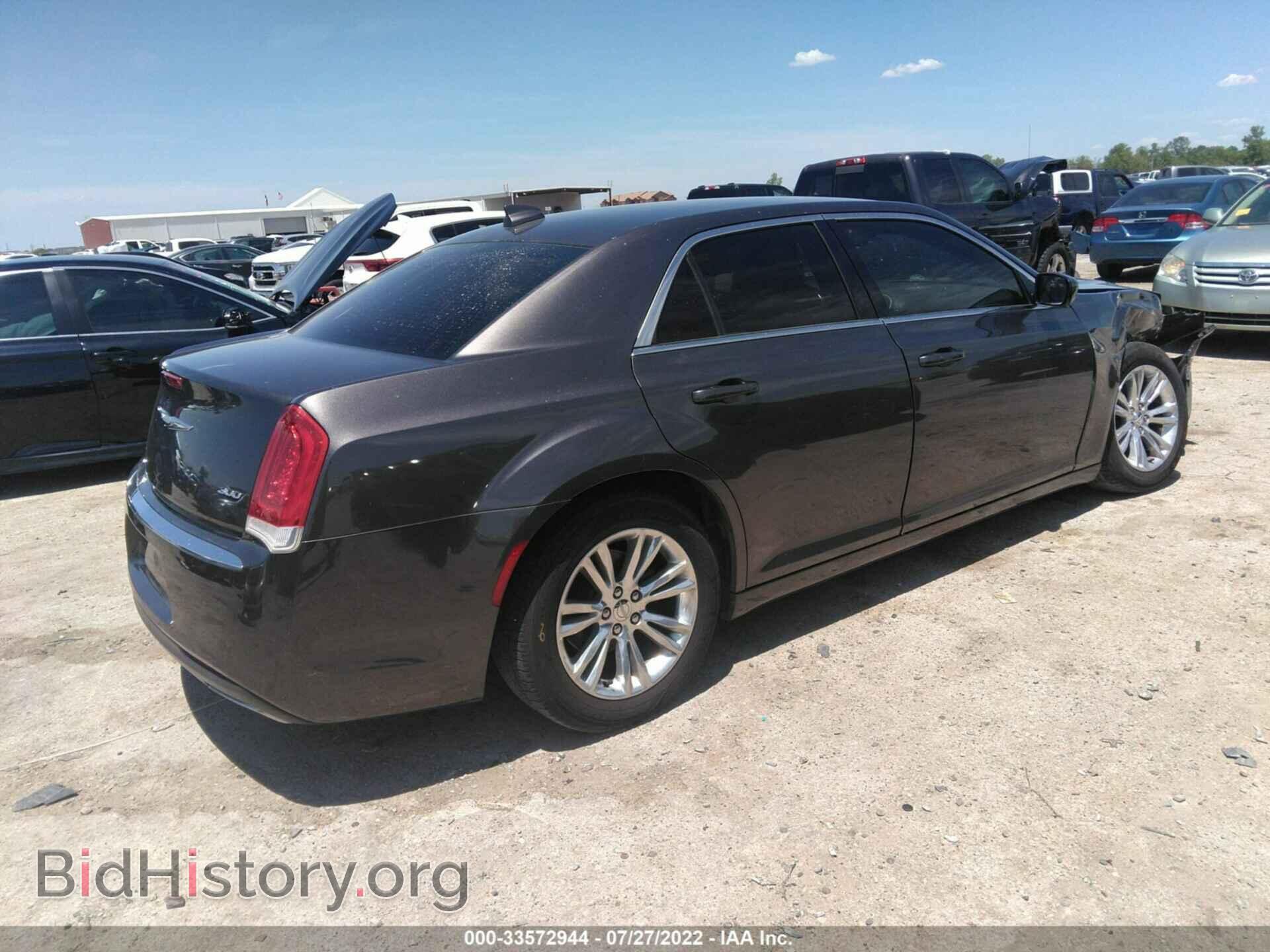 2017 CHRYSLER 300 - VIN: 2C3CCAAG7HH665009 - Фото 4