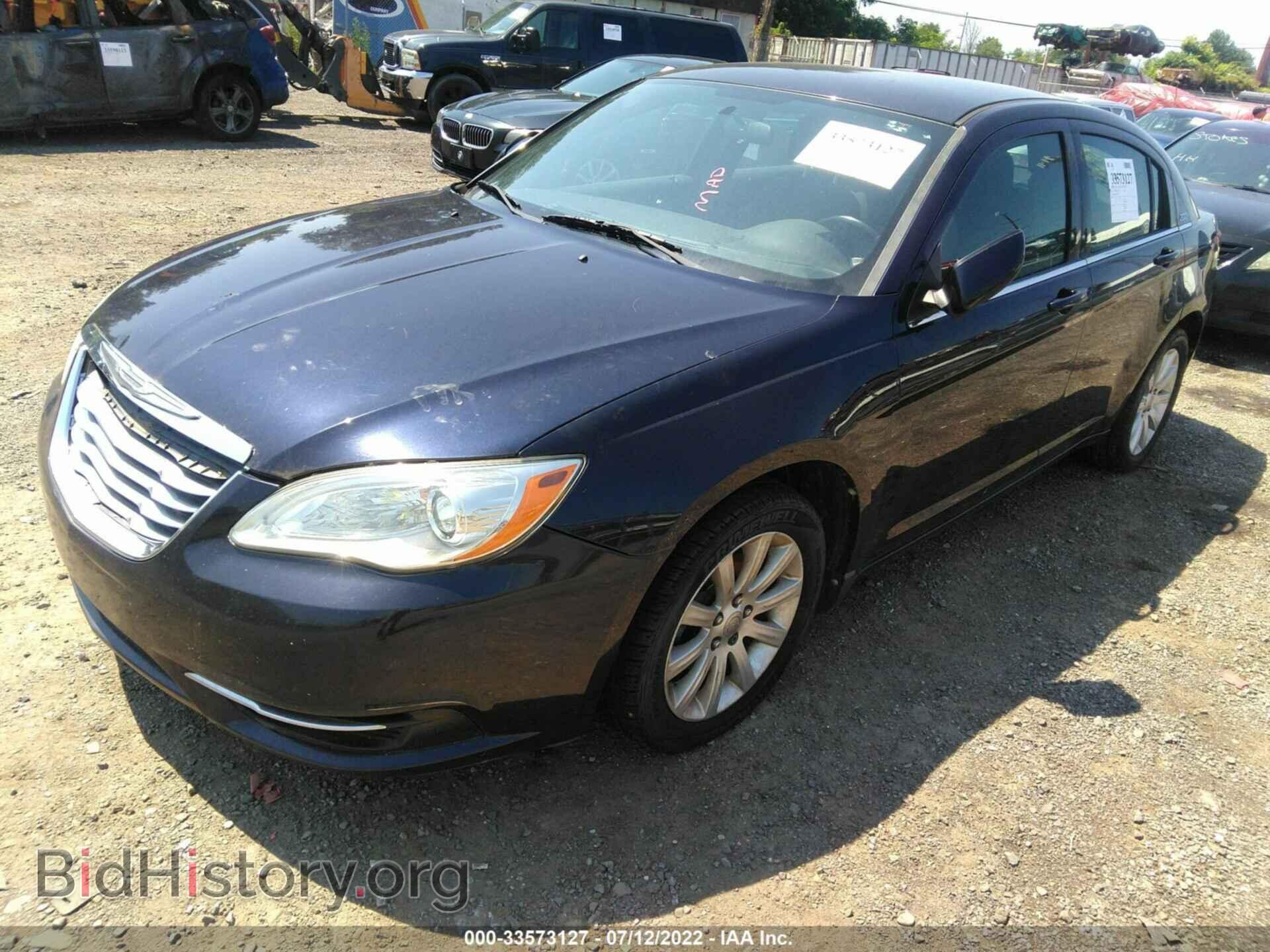 2012 CHRYSLER 200 - VIN: 1C3CCBBBXCN188018 - Фото 2