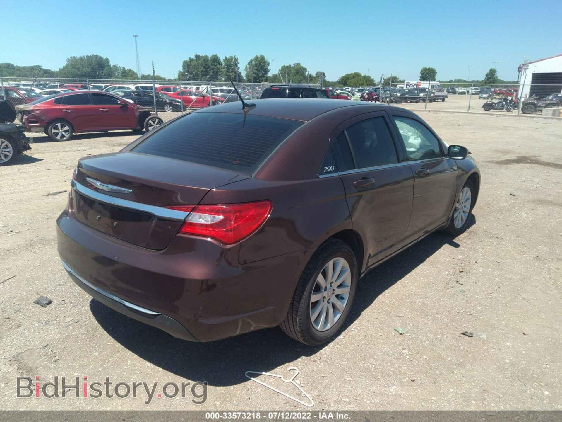 2013 CHRYSLER 200 - VIN: 1C3CCBBB2DN592738 - Фото 4