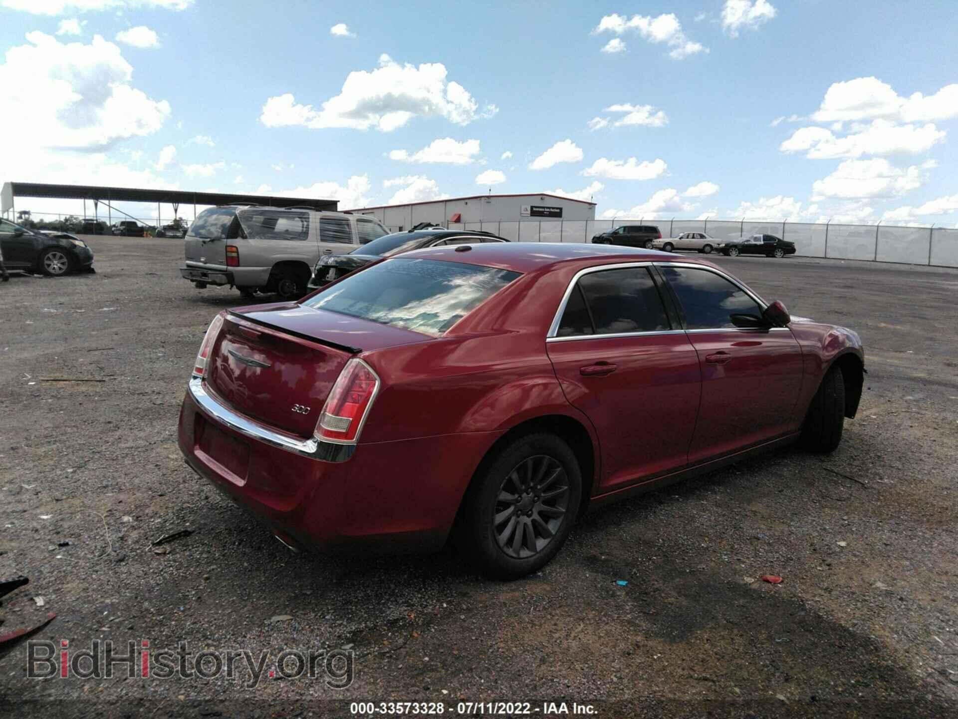 2014 CHRYSLER 300 - VIN: 2C3CCAAG1EH228926 - Photo 4
