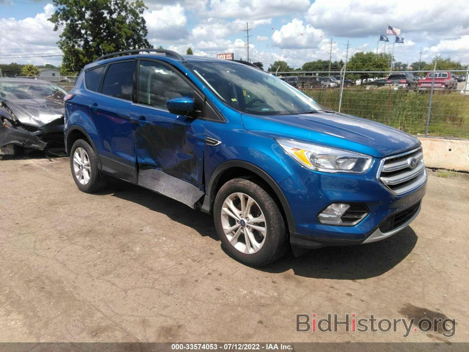 Photo 1FMCU9GD3JUD57807 - FORD ESCAPE 2018