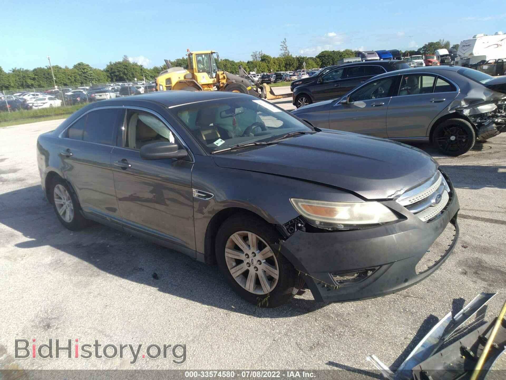 Photo 1FAHP2DW3BG137619 - FORD TAURUS 2011