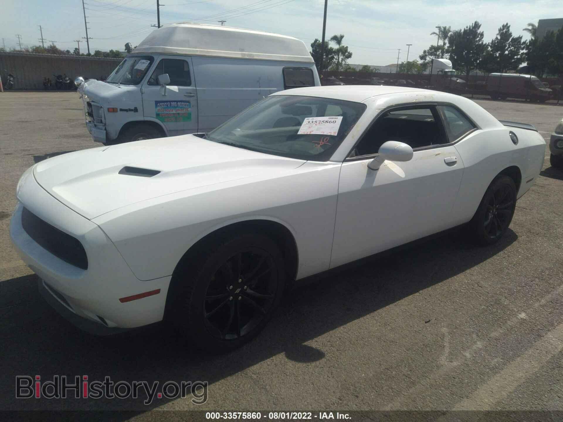 2018 DODGE CHALLENGER - VIN: 2C3CDZAG4JH305651 - Фото 2
