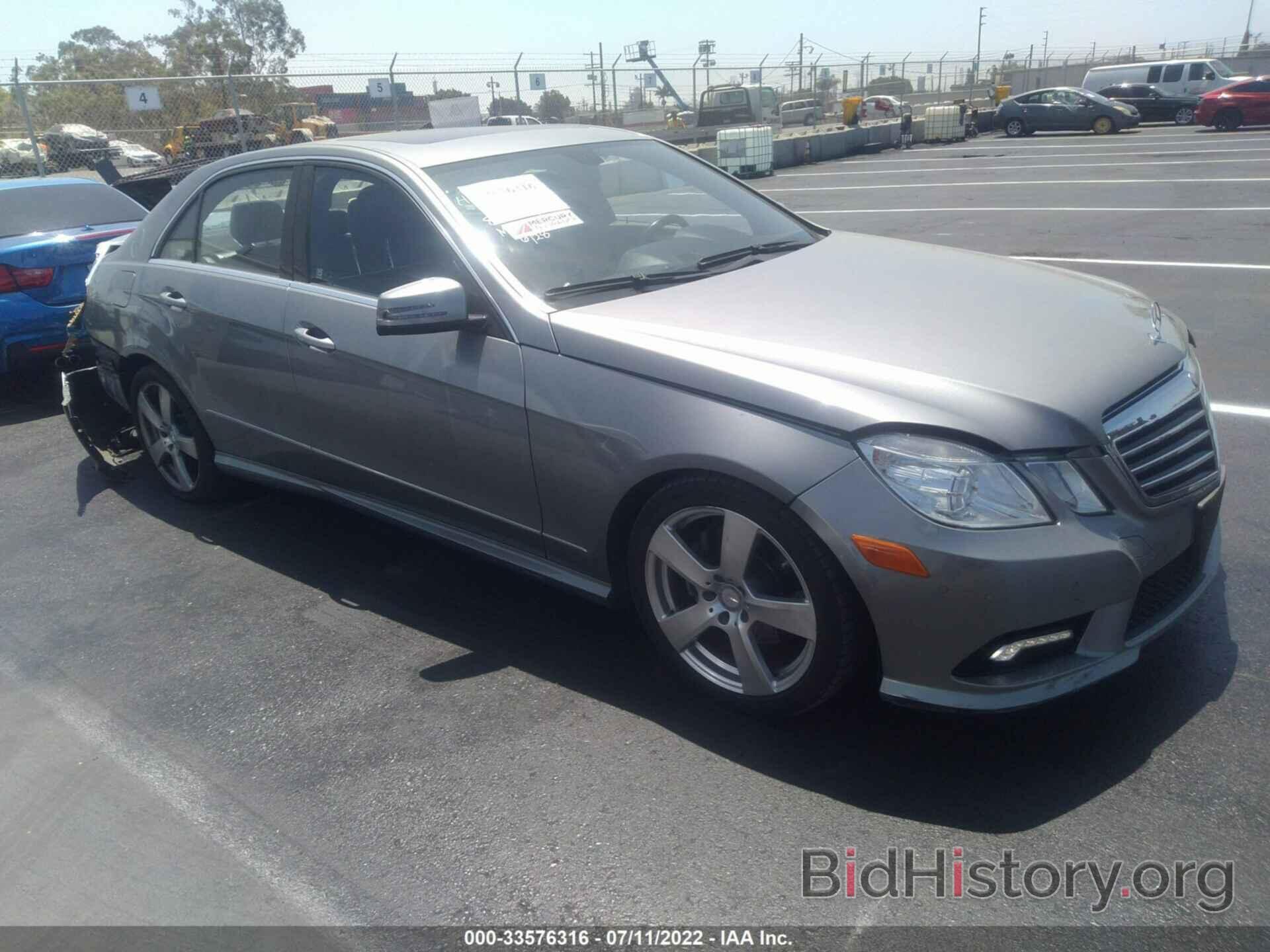 Photo WDDHF5GB7BA467490 - MERCEDES-BENZ E-CLASS 2011