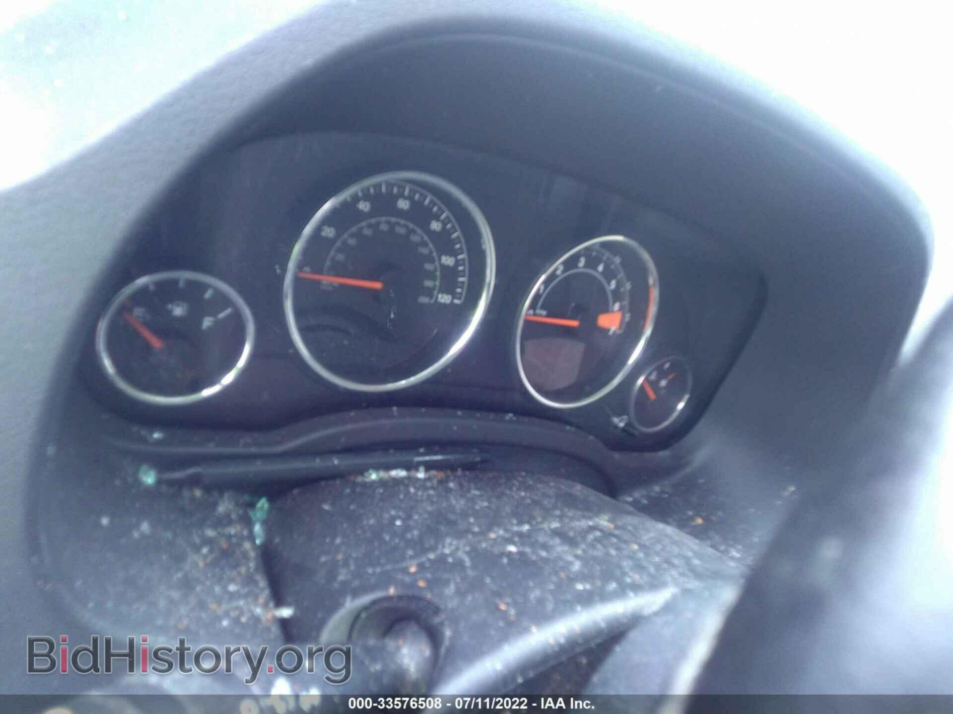 2014 JEEP COMPASS - VIN: 1C4NJCEA2ED887560 - Фото 7
