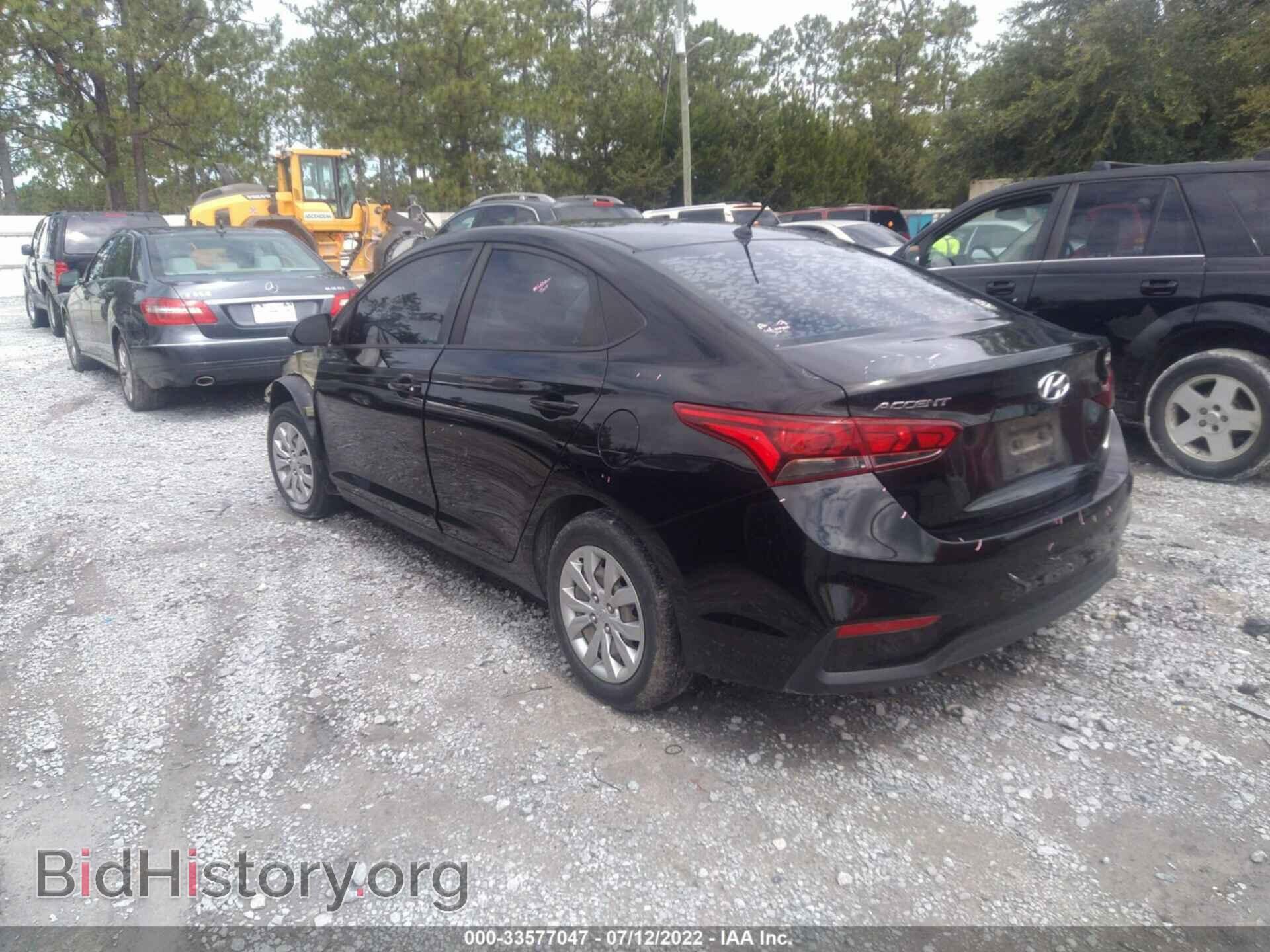2018 HYUNDAI ACCENT - VIN: 3KPC24A3XJE010163 - Фото 3