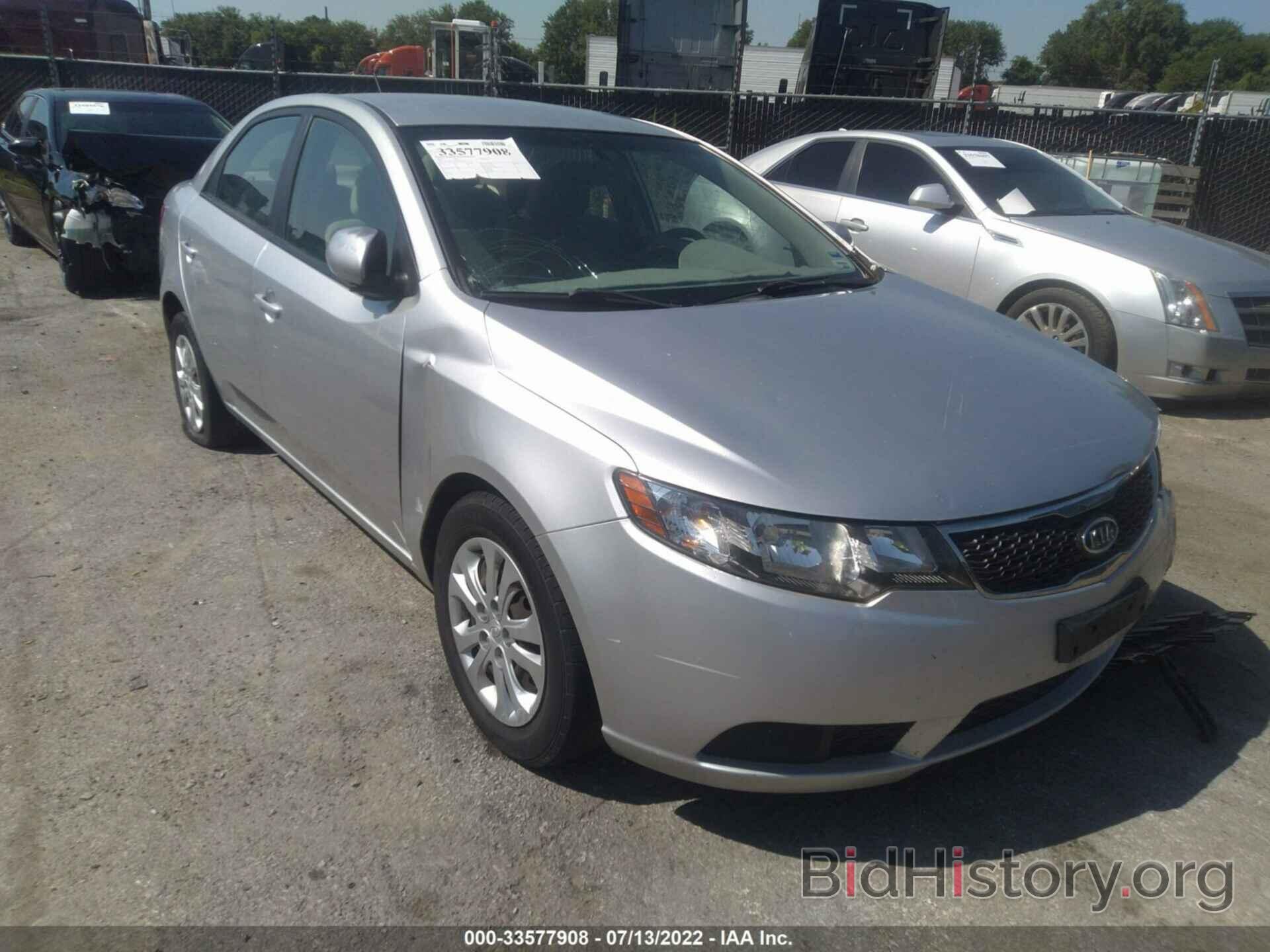 Photo KNAFT4A2XD5663056 - KIA FORTE 2013