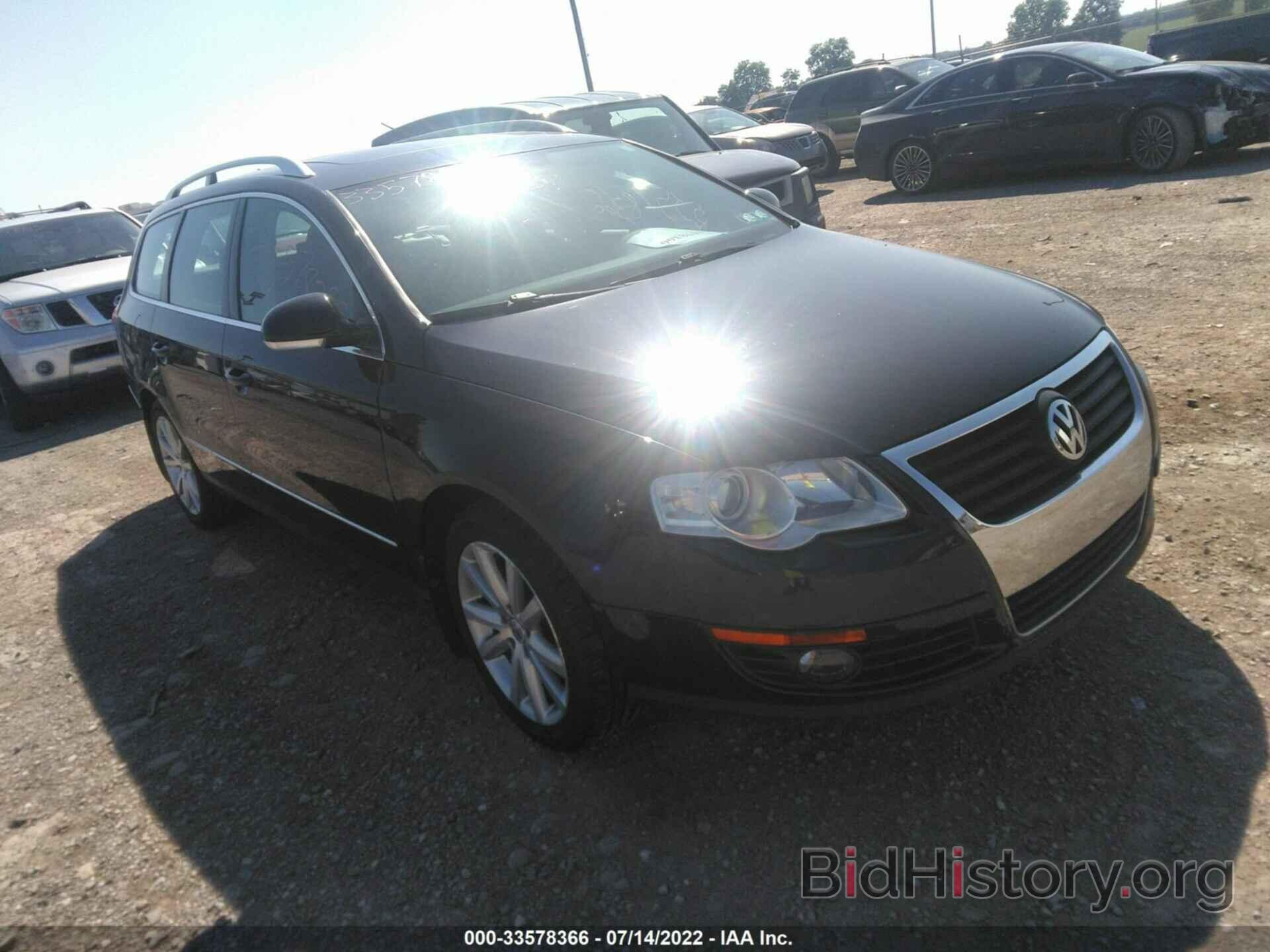 Photo WVWXM7ANXAE165614 - VOLKSWAGEN PASSAT WAGON 2010