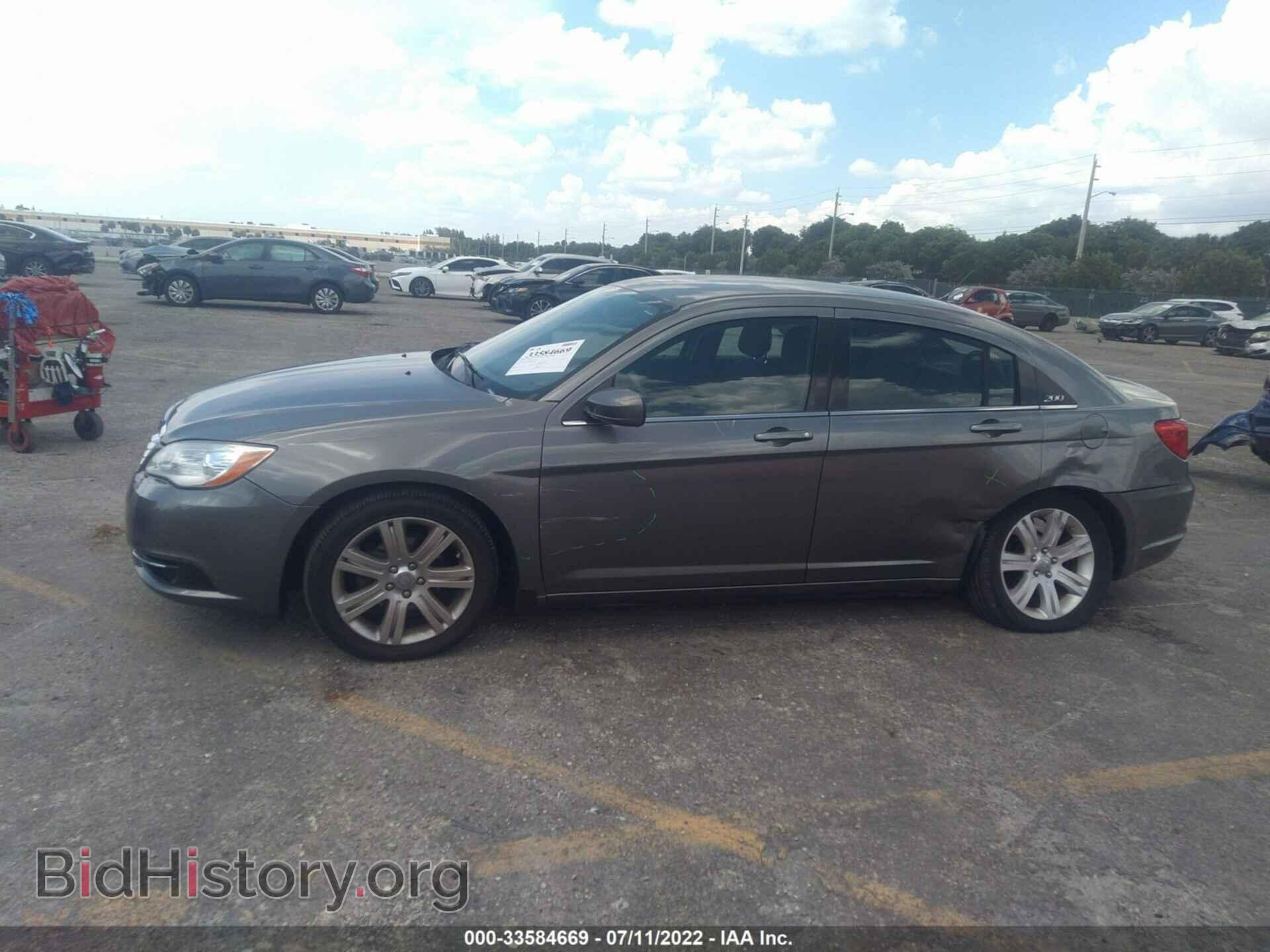 2013 CHRYSLER 200 - VIN: 1C3CCBAB2DN671215 - Photo 6
