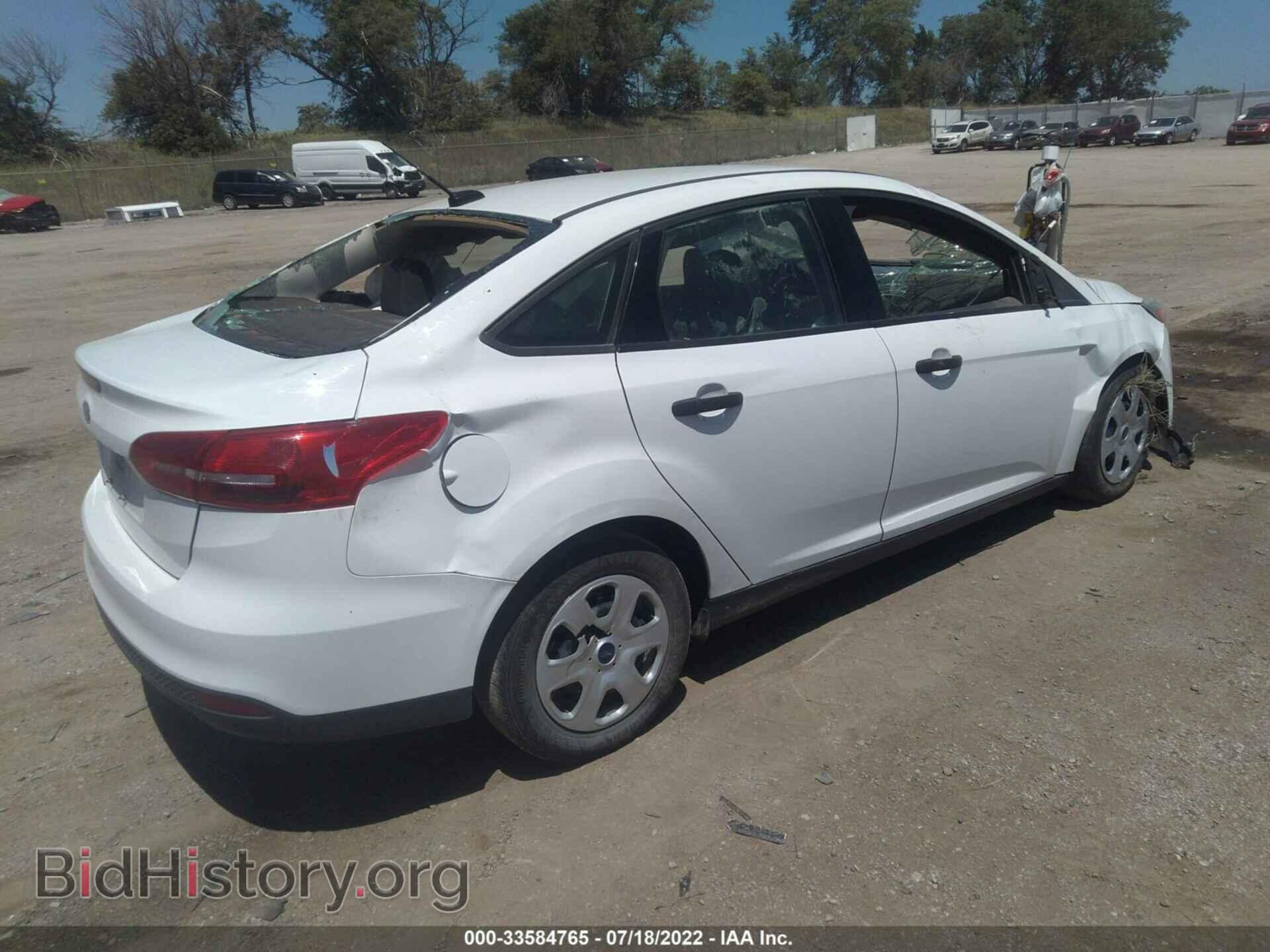 2017 FORD FOCUS - VIN: 1FADP3E29HL328512 - Фото 4