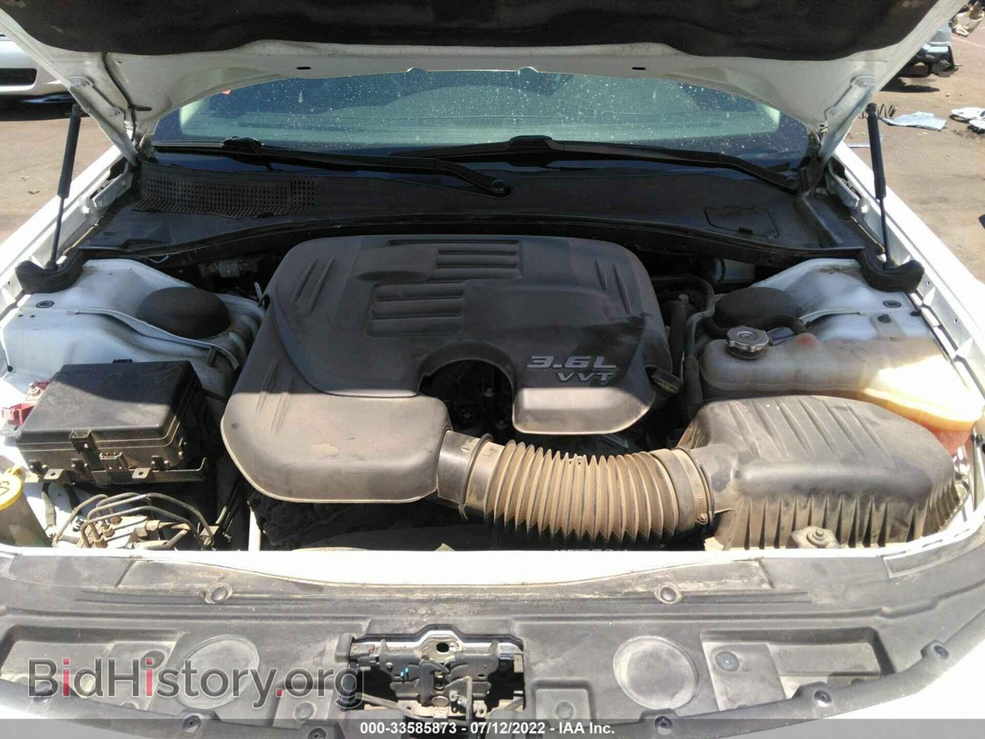 2018 CHRYSLER 300 - VIN: 2C3CCAEG1JH127034 - Фото 10