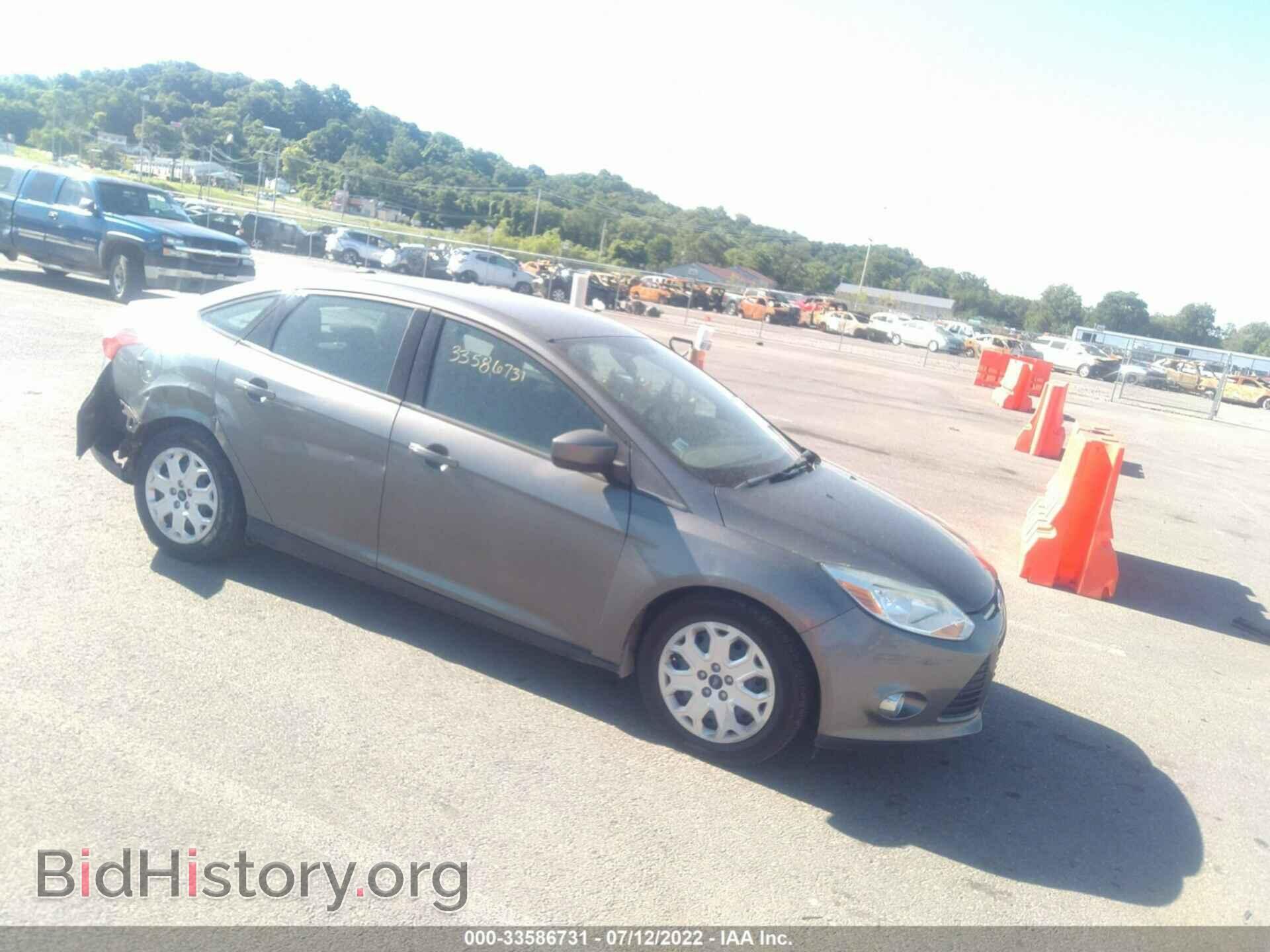 Photo 1FAHP3F28CL349554 - FORD FOCUS 2012