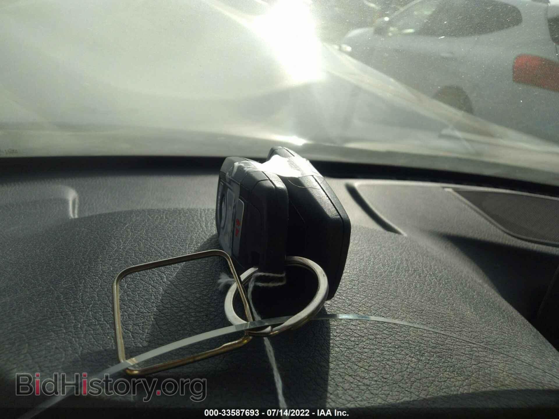 2016 BMW 3 SERIES - VIN: WBA8E5G55GNU19300 - Фото 11