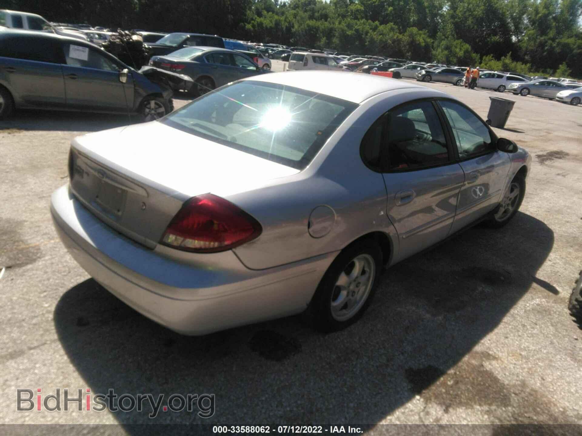 2006 FORD TAURUS - VIN: 1FAFP53U86A261547 - Фото 4