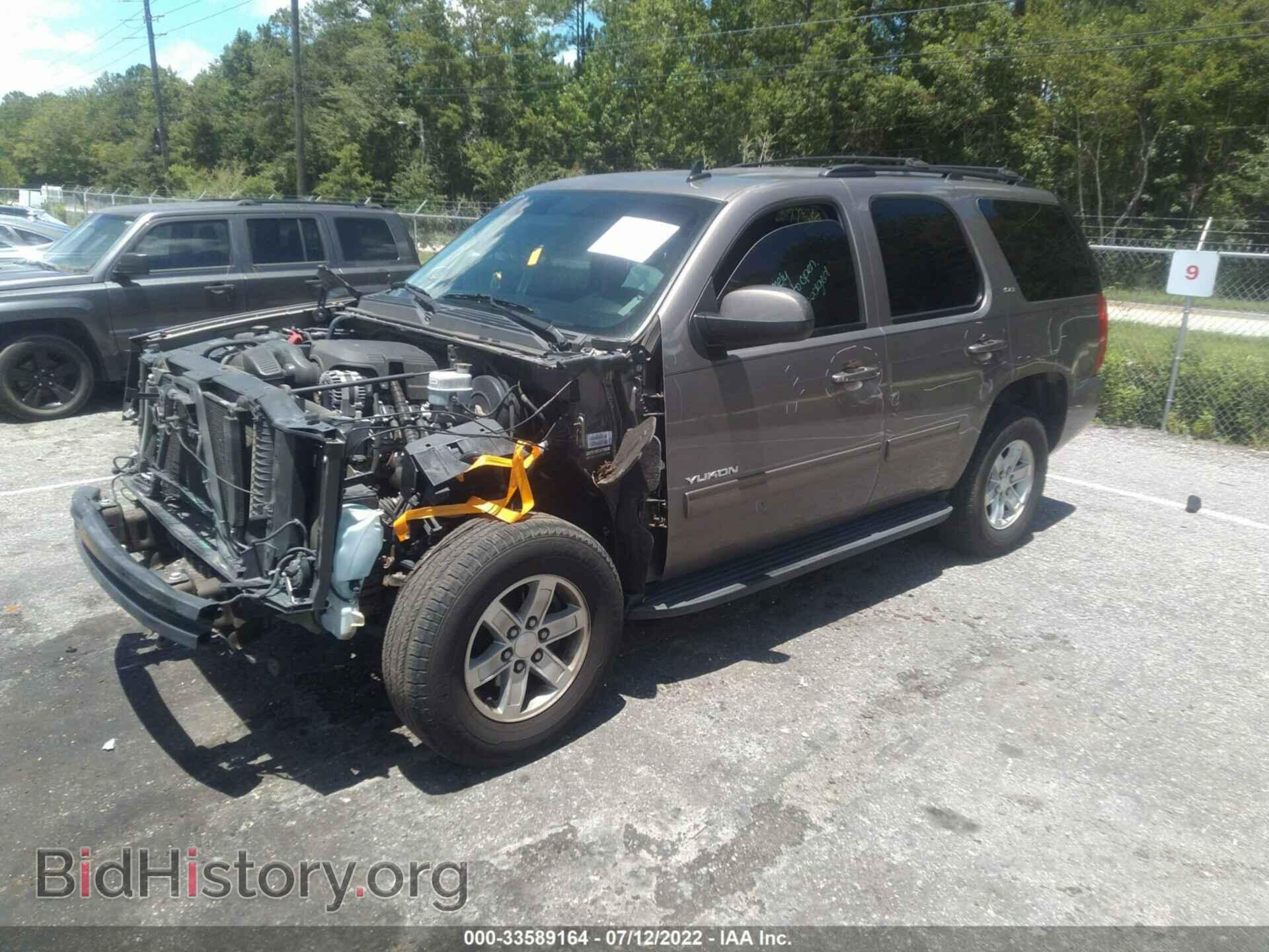 2013 GMC YUKON - VIN: 1GKS1CE07DR213632 - Фото 2