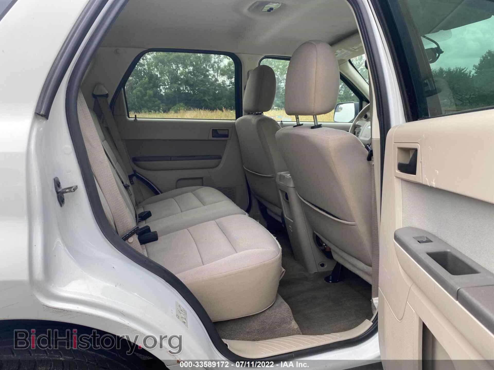 2011 FORD ESCAPE - VIN: 1FMCU9D70BKA94073 - Фото 8