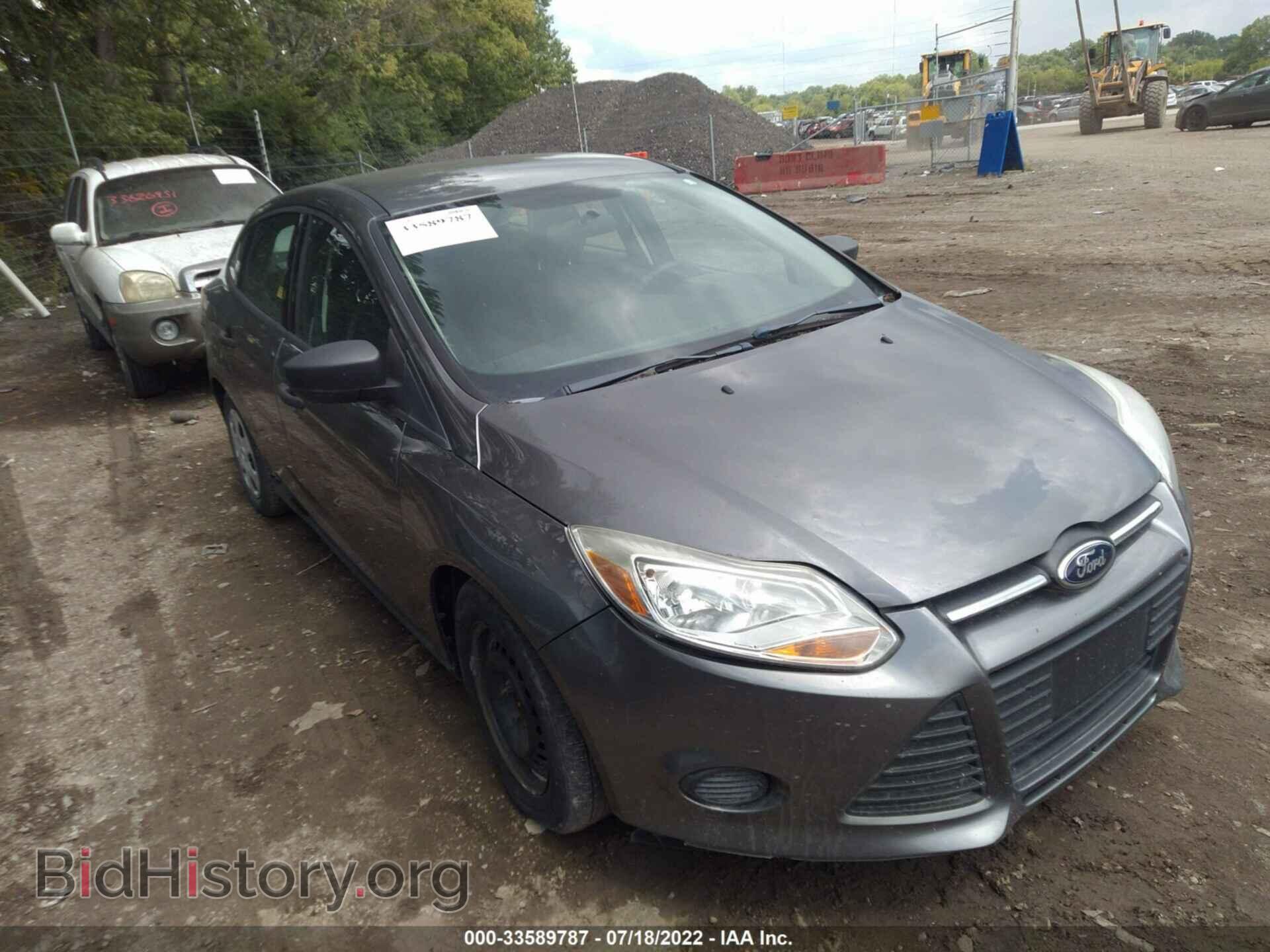 Photo 1FAHP3E23CL365145 - FORD FOCUS 2012