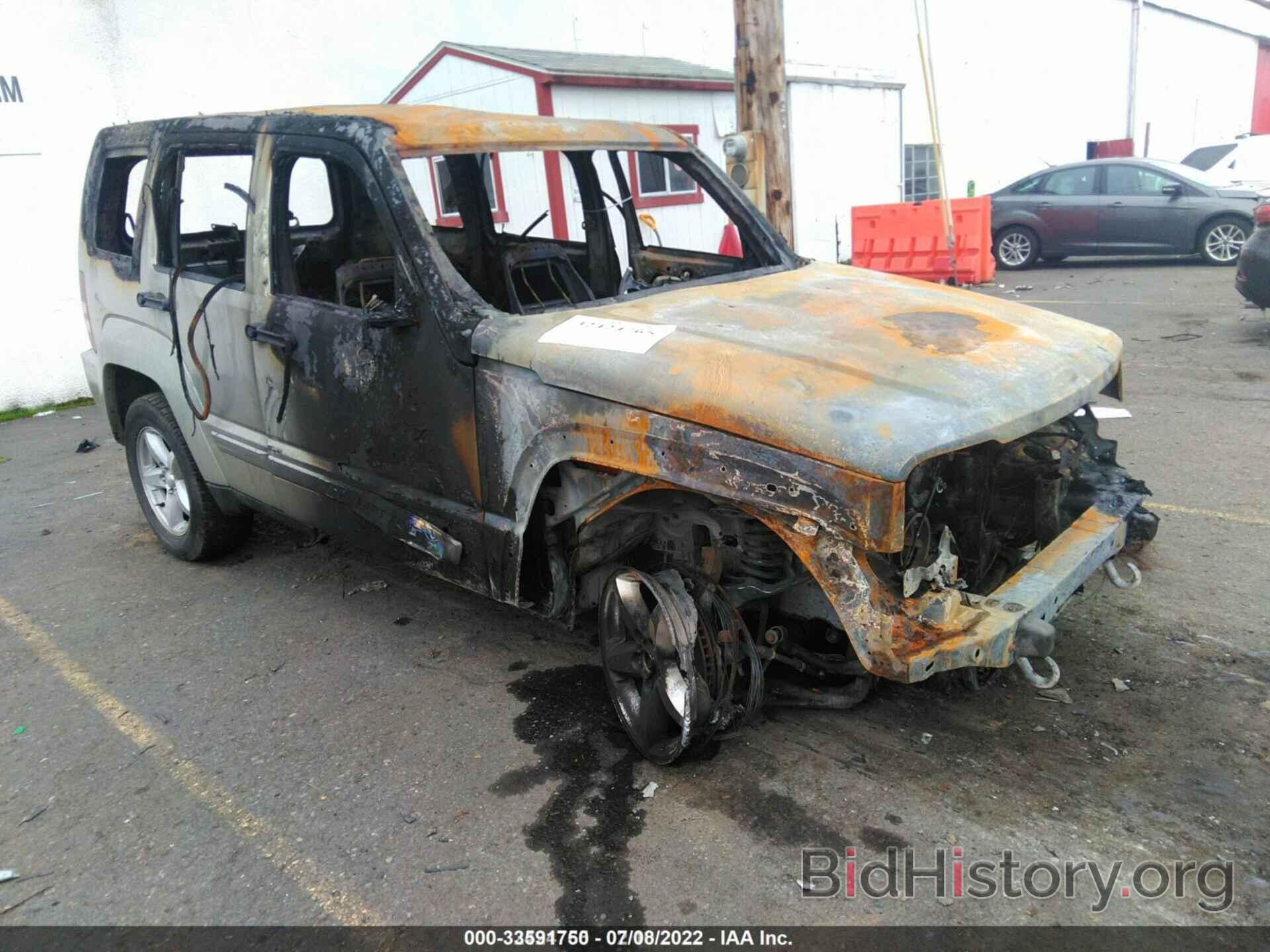 Photo 1J8GN58K89W538130 - JEEP LIBERTY 2009