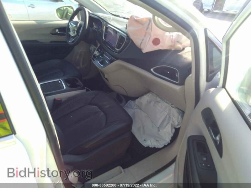 2022 Chrysler PACIFICA (VIN 2C4RC1BG3NR106244) — фото 5 из 11