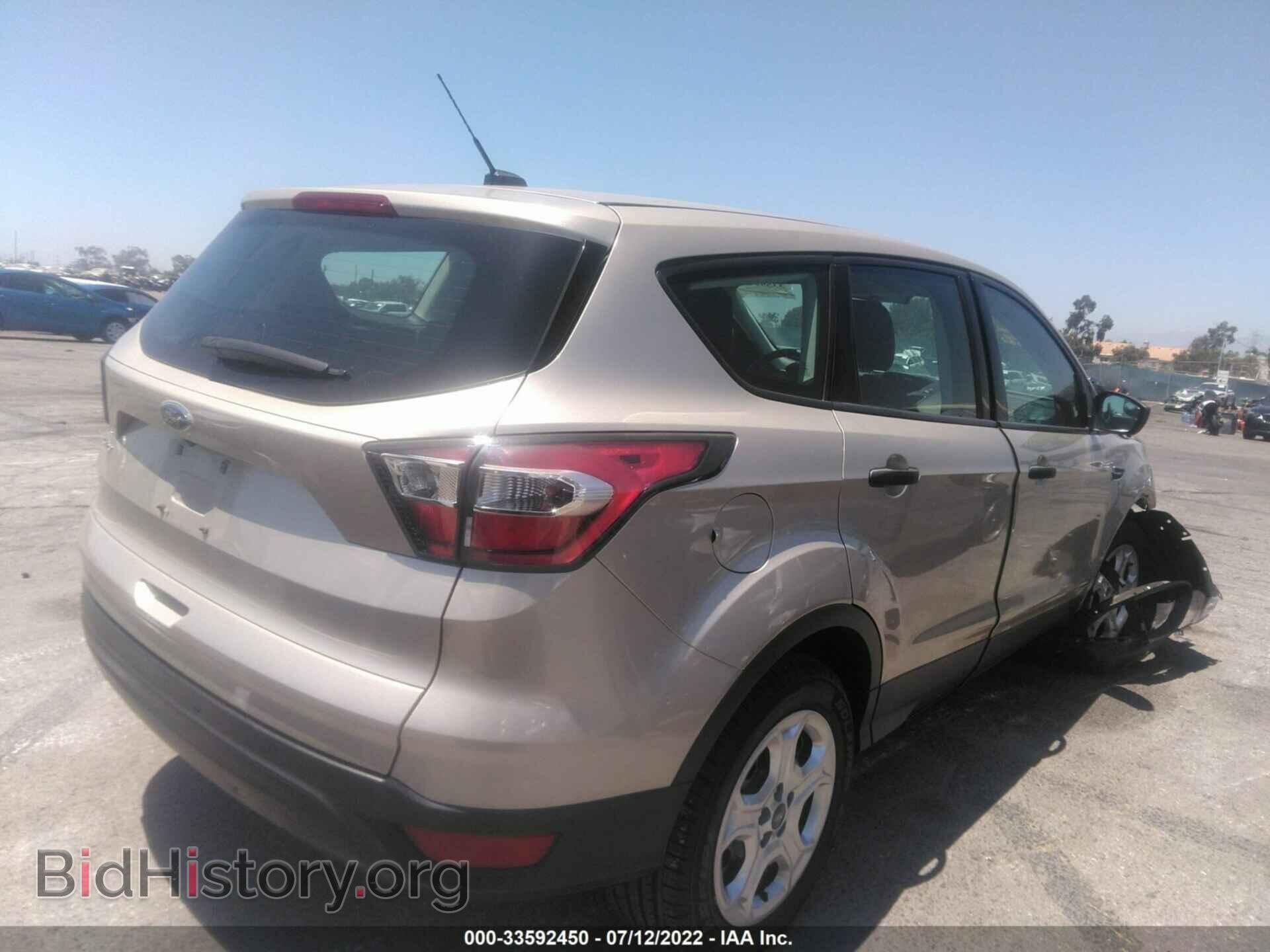 2017 FORD ESCAPE - VIN: 1FMCU0F78HUB44417 - Фото 4