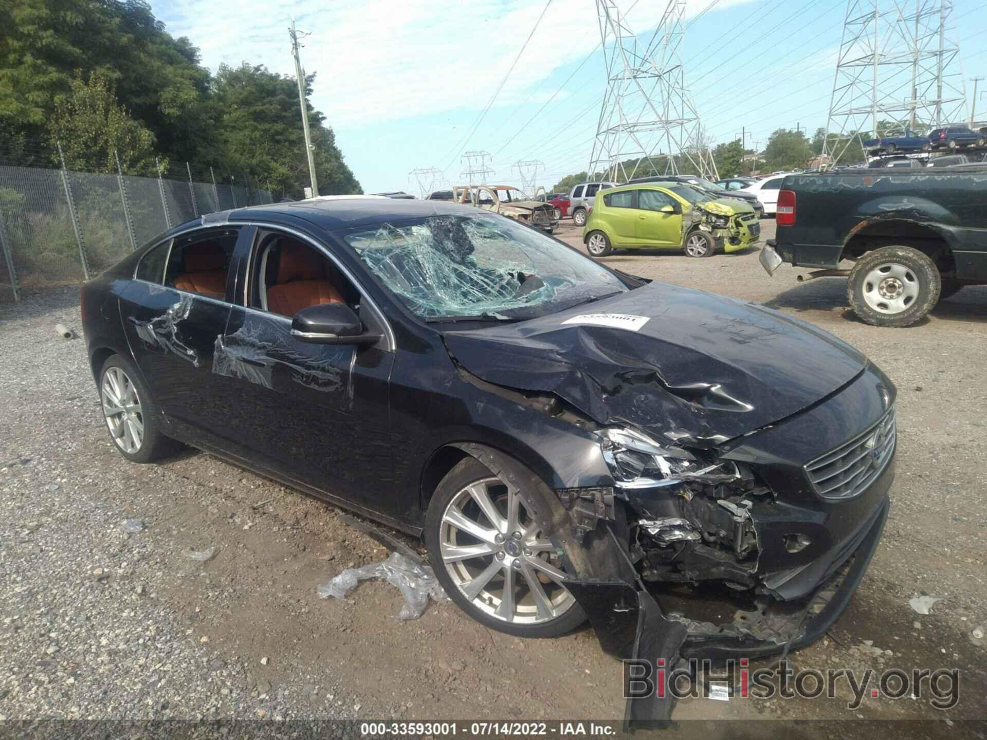 Photo LYV402TK3HB128726 - VOLVO S60 2017