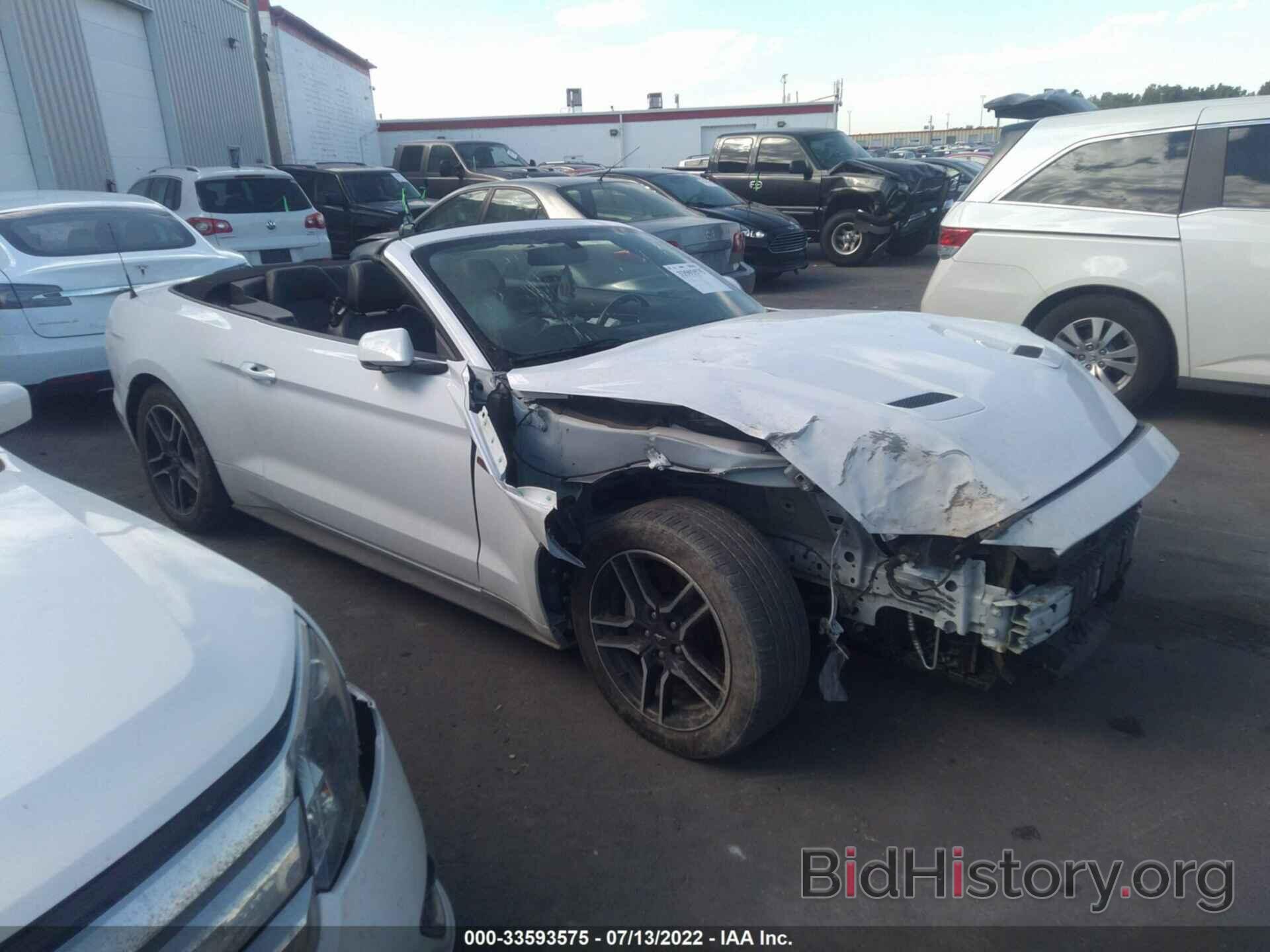 Photo 1FATP8UH1J5142651 - FORD MUSTANG 2018