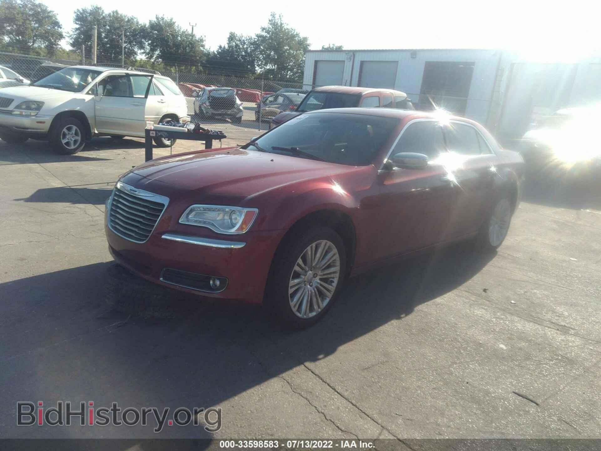 2013 CHRYSLER 300 - VIN: 2C3CCAET1DH690344 - Фото 2