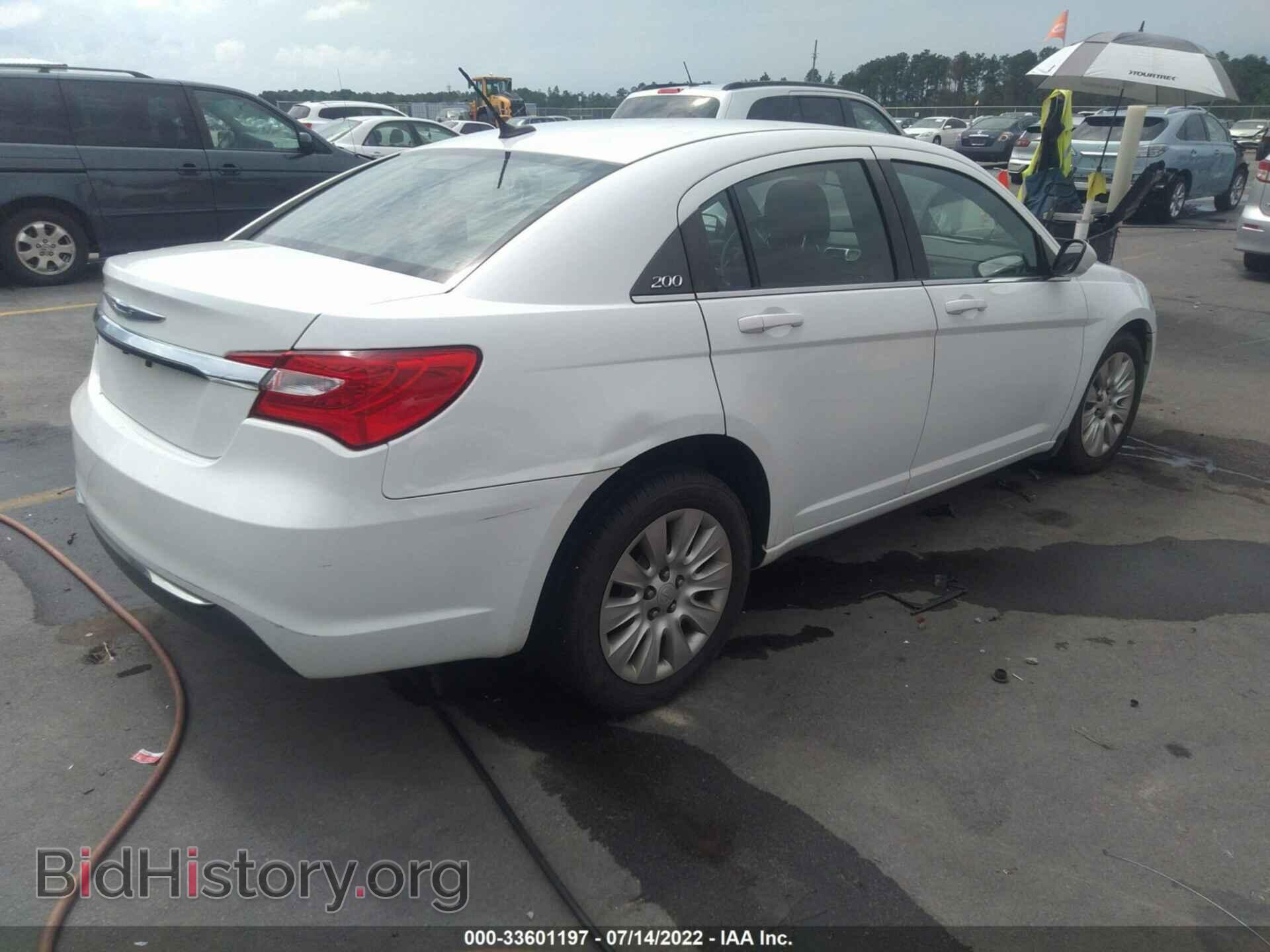 2013 CHRYSLER 200 - VIN: 1C3CCBAG6DN743075 - Photo 4