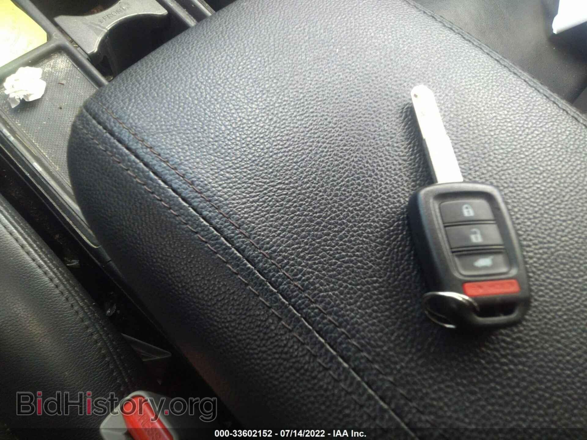 2016 HONDA CR-V - VIN: 5J6RM4H48GL034538 - Фото 11