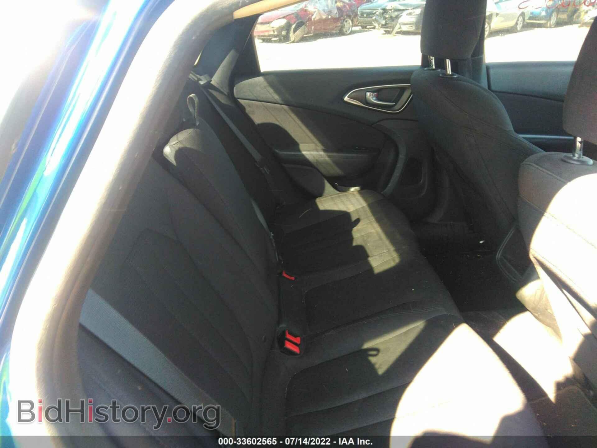 2015 CHRYSLER 200 - VIN: 1C3CCCAB5FN724949 - Фото 8