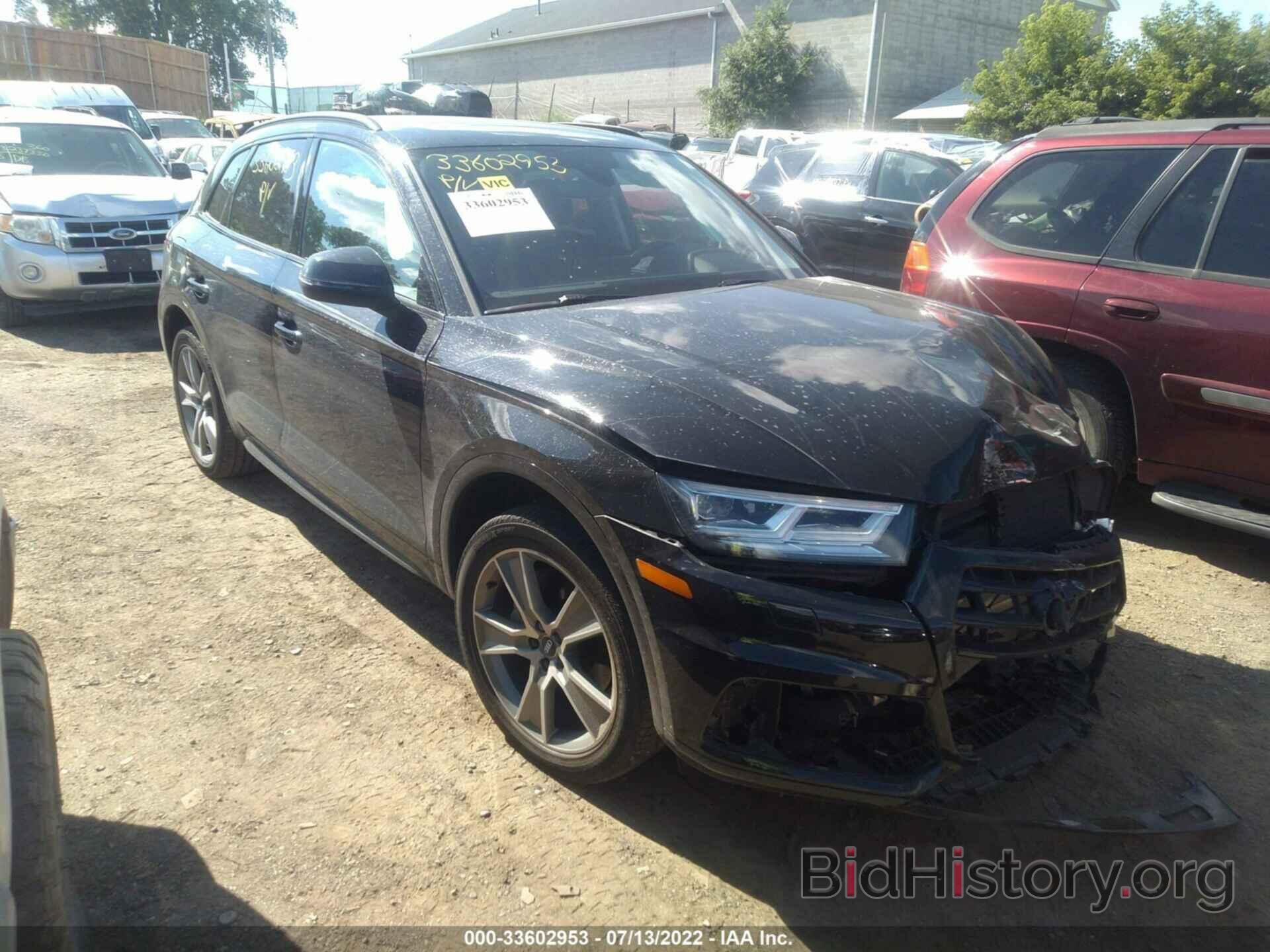 Photo WA1BNAFYXK2131127 - AUDI Q5 2019