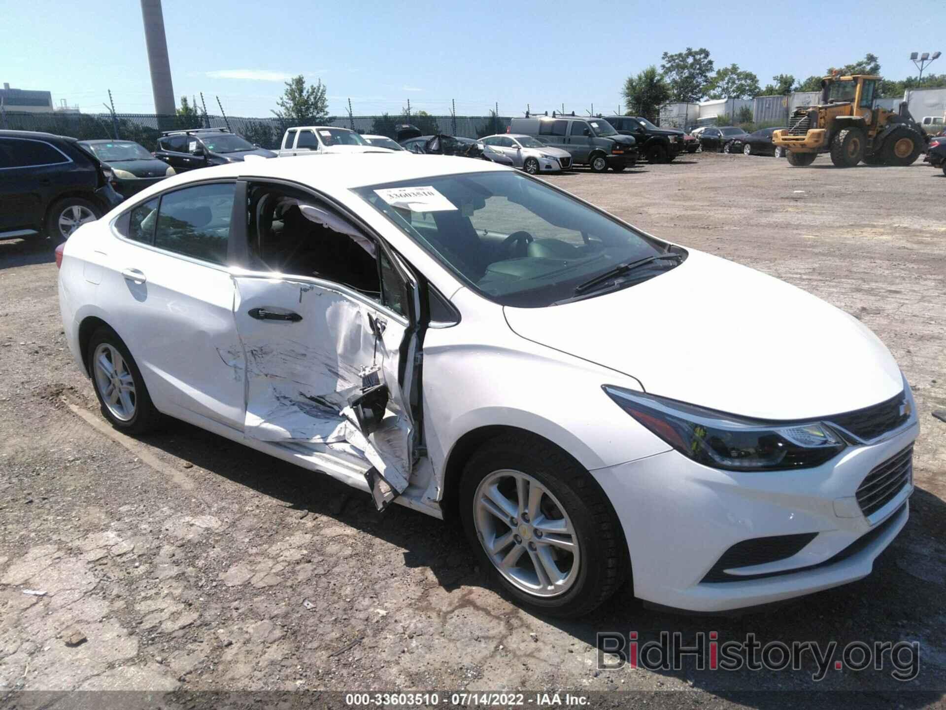 Photo 1G1BE5SM0H7155800 - CHEVROLET CRUZE 2017