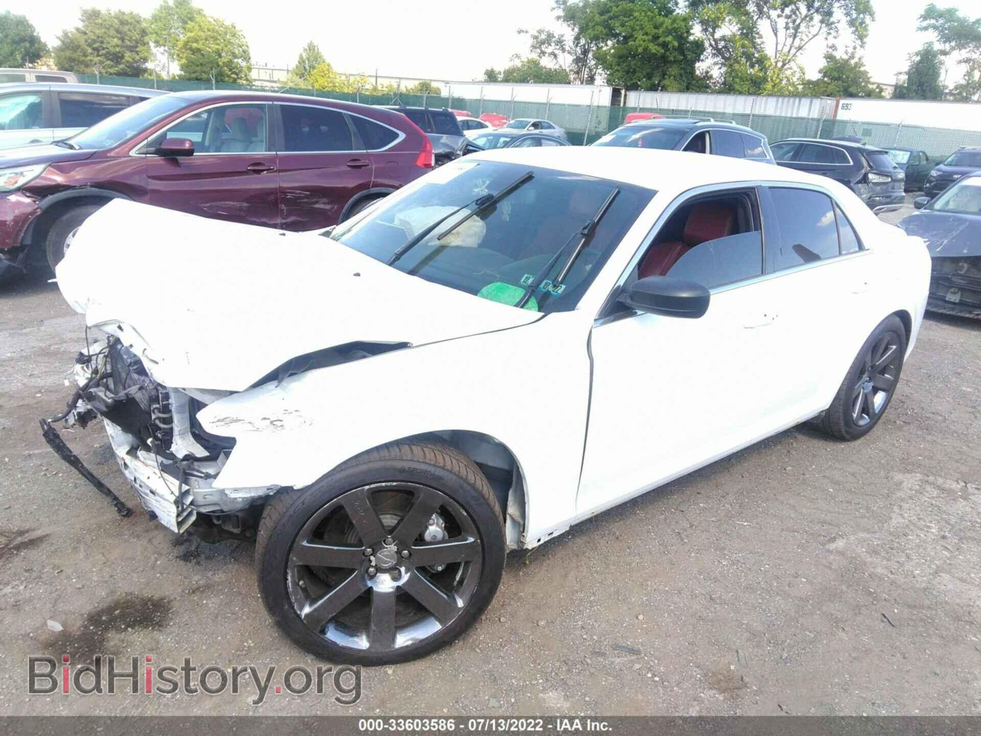 2012 CHRYSLER 300 - VIN: 2C3CCAFJ1CH100283 - Фото 2