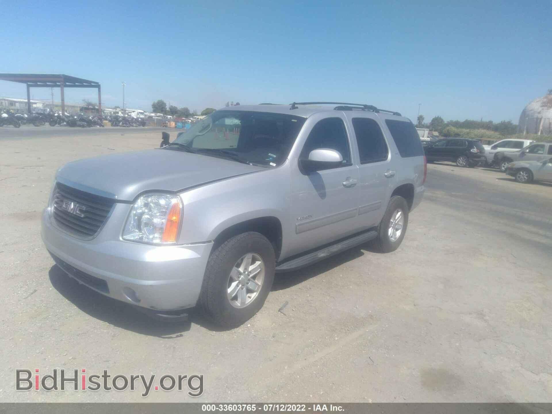 2013 GMC YUKON - VIN: 1GKS2CE05DR297527 - Photo 2