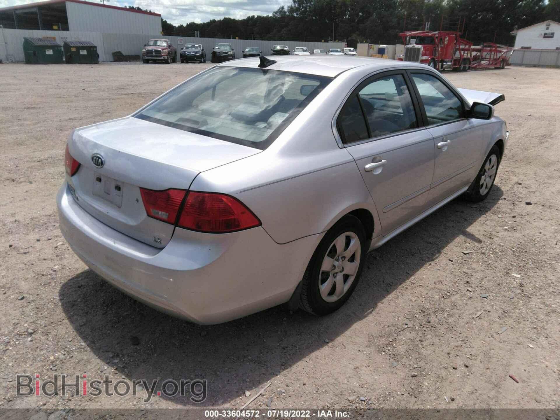 2009 KIA OPTIMA - VIN: KNAGE228095292633 - Фото 4