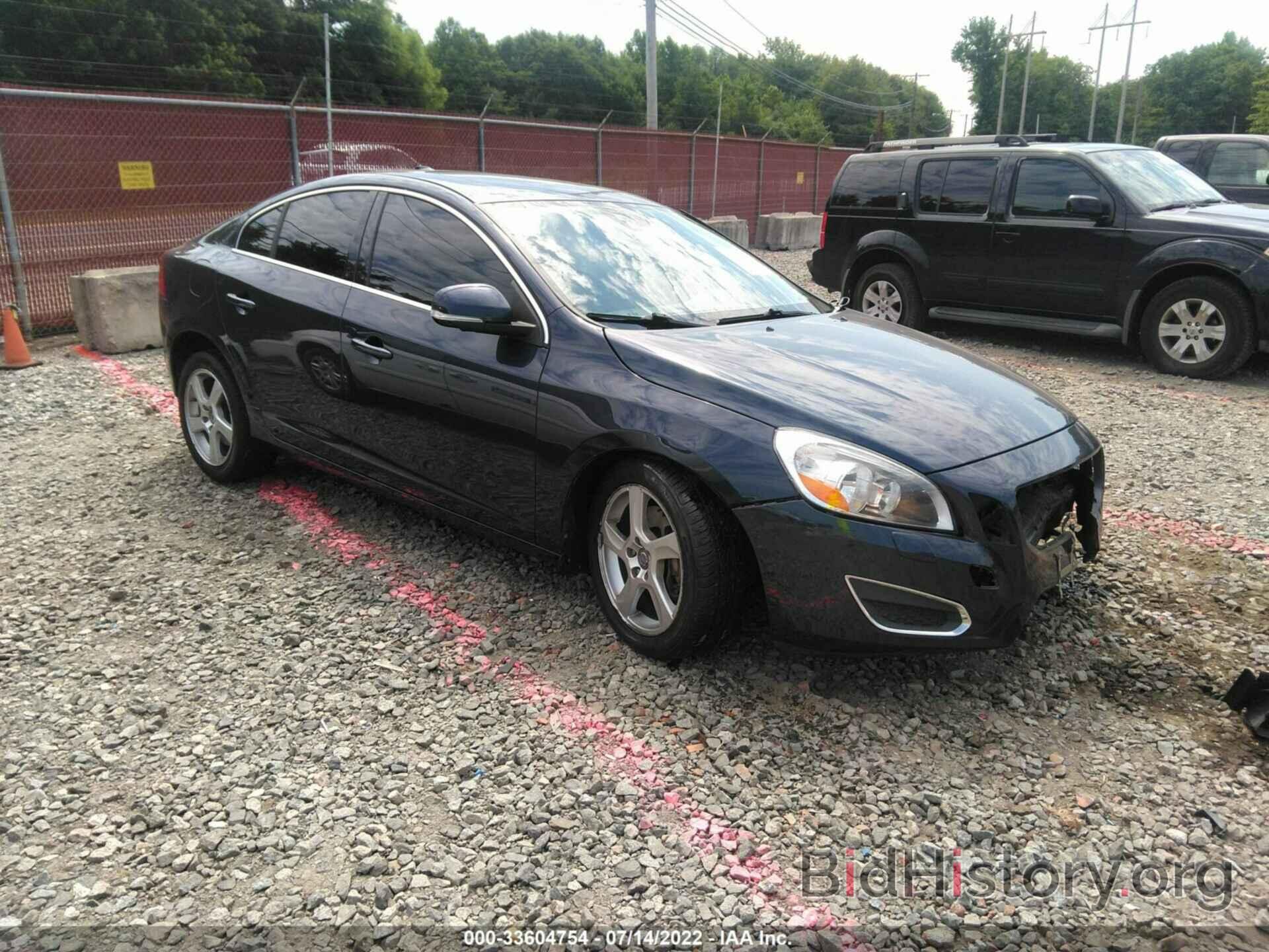 Photo YV1622FS5C2132943 - VOLVO S60 2012