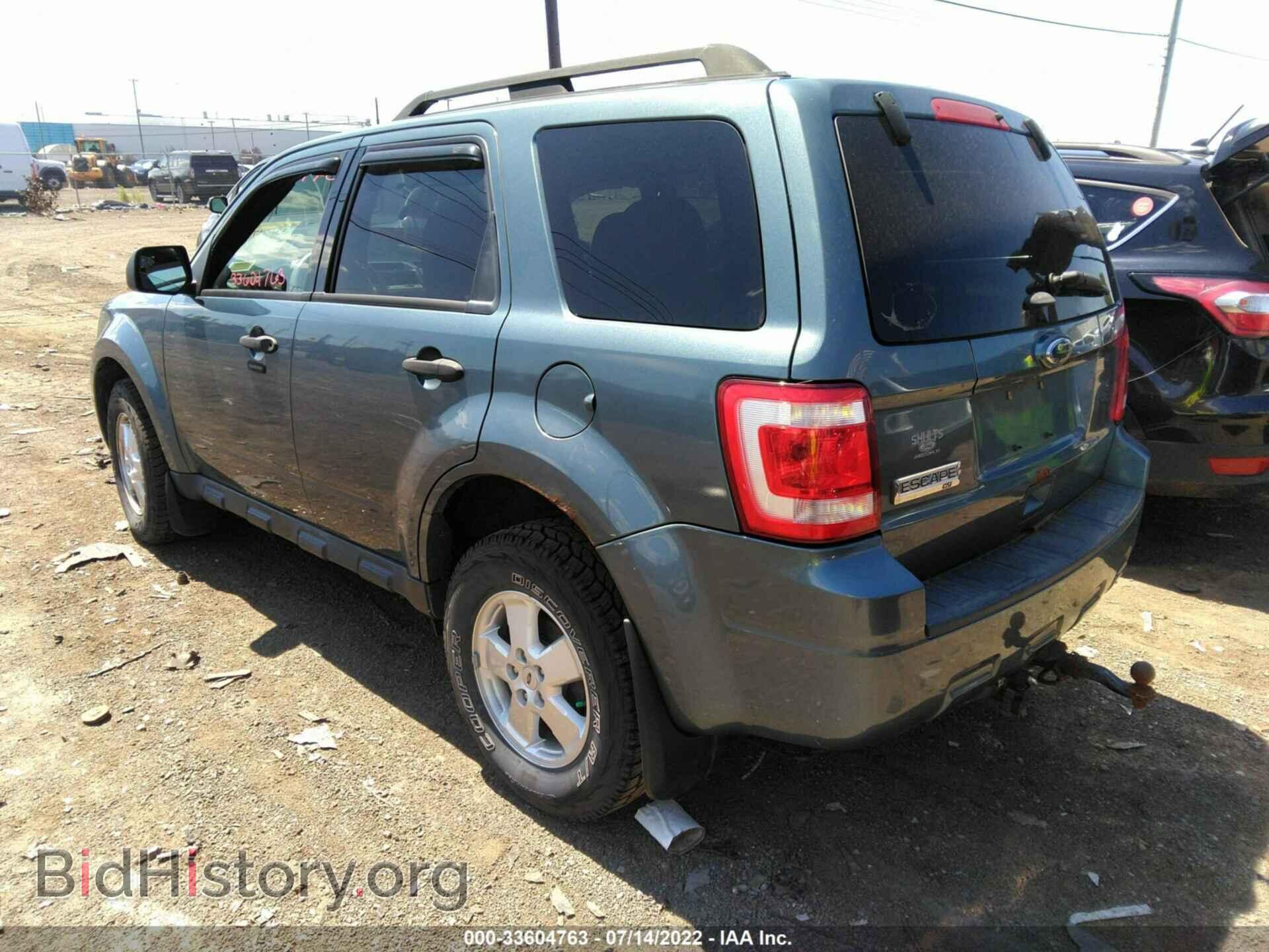 2011 FORD ESCAPE - VIN: 1FMCU0D74BKB21528 - Фото 3